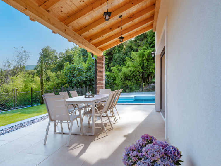Villa Eva in Ika: Luxe villa met verwarmd zwembad voor 8 personen in Opatija/Ika