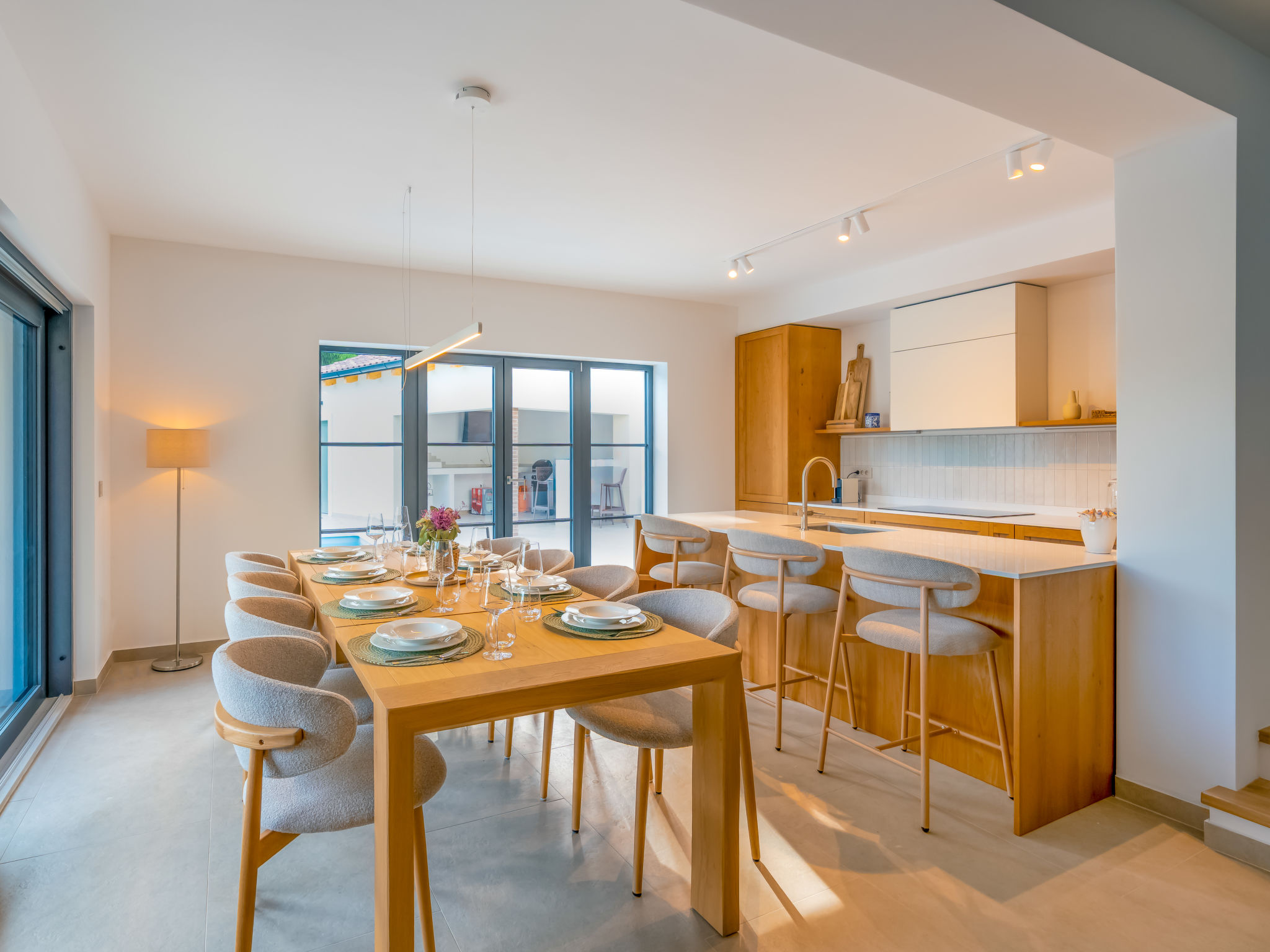 Kitchen / Dining Room
