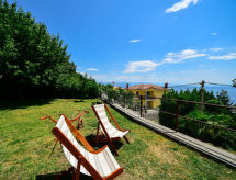 Appartement Nives nabij zee in Ičići met tuin en airco - thumbnail 6