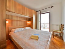 Zonovergoten vakantiehuis Nives bij zee in Ičići, Opatija - thumbnail 5