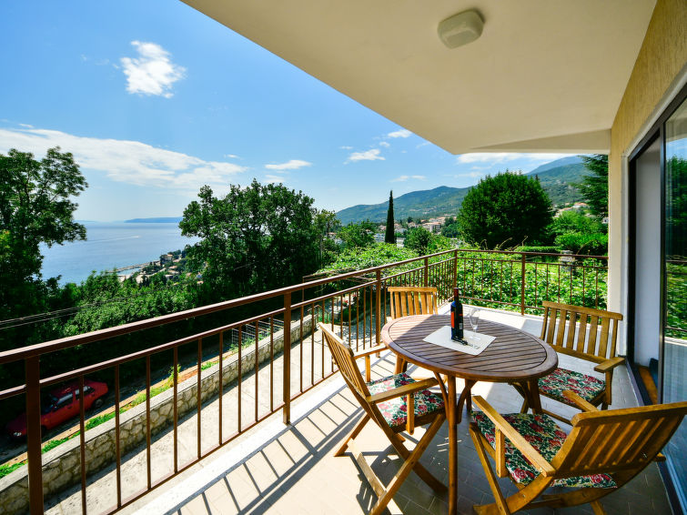 Nives Apartment in Opatija