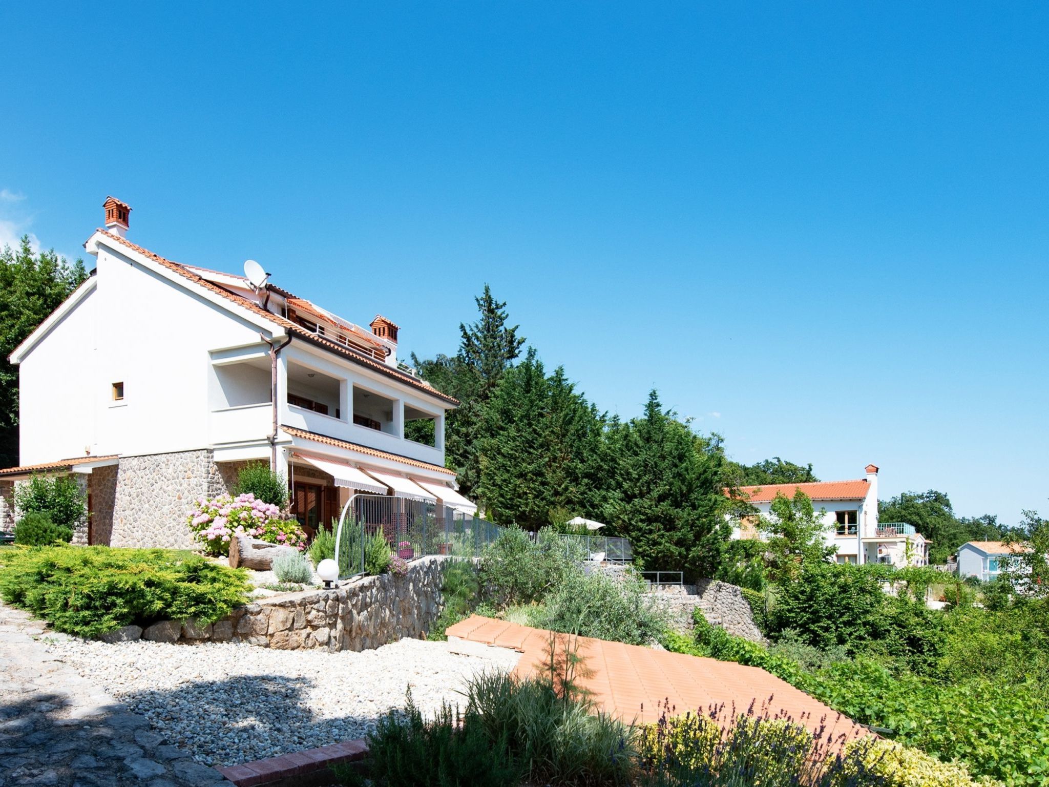 Anwesen "Vila Harmonia" mit Infinity-Pool-Inside