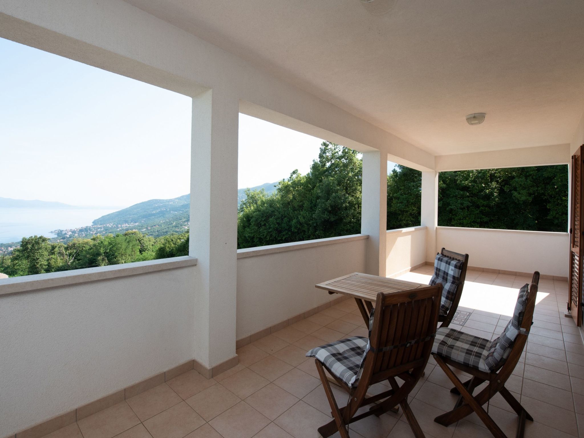 Anwesen "Vila Harmonia" mit Infinity-Pool-Inside