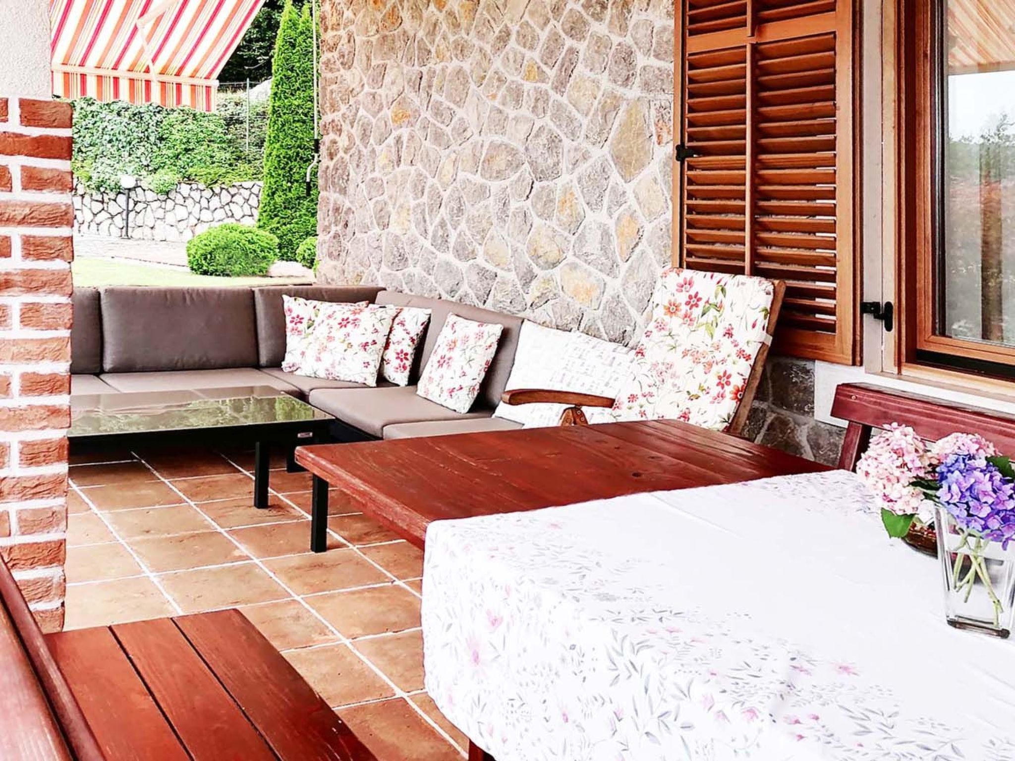 Anwesen "Vila Harmonia" mit Infinity-Pool-Inside