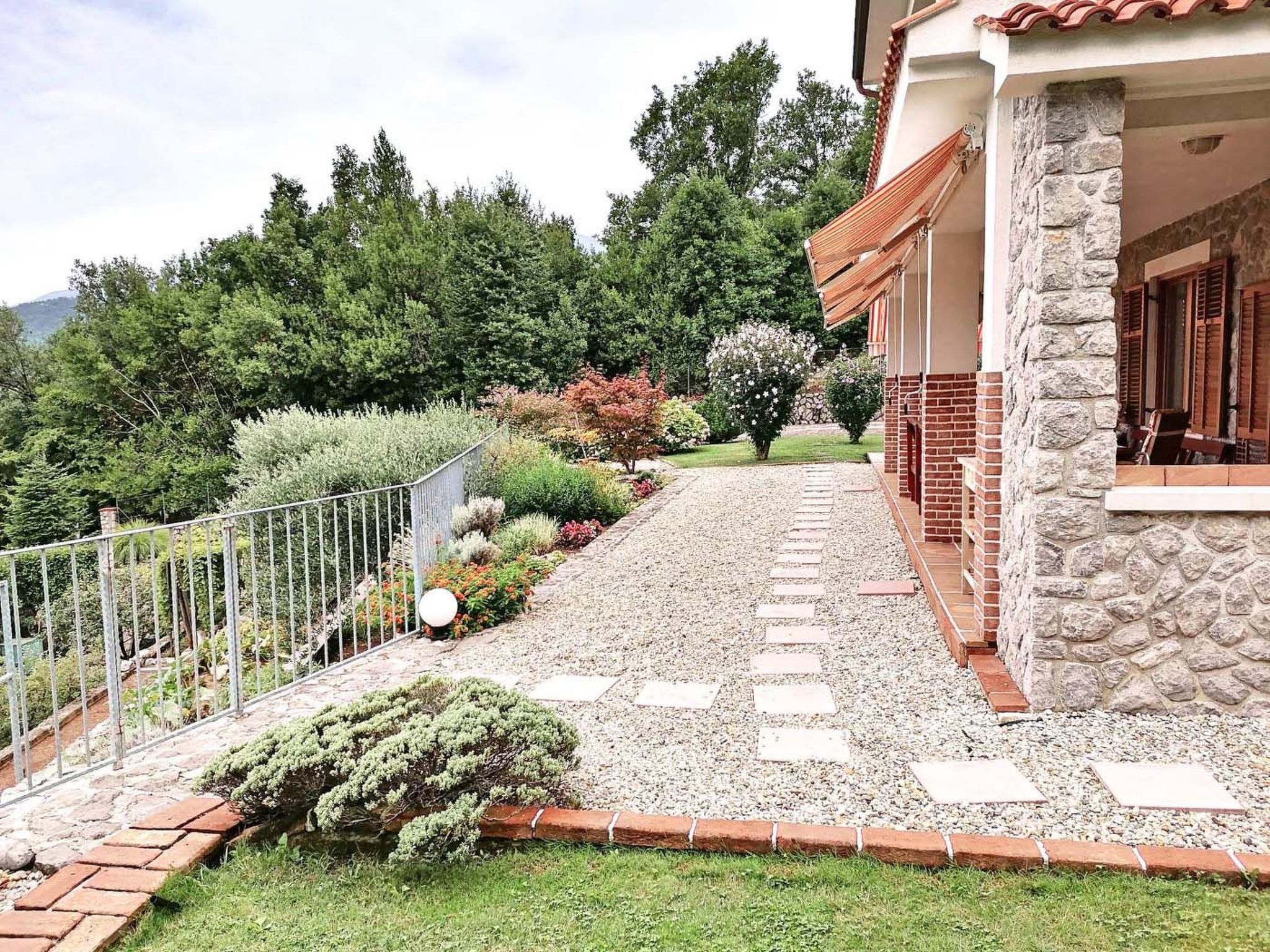 Anwesen "Vila Harmonia" mit Infinity-Pool-Inside