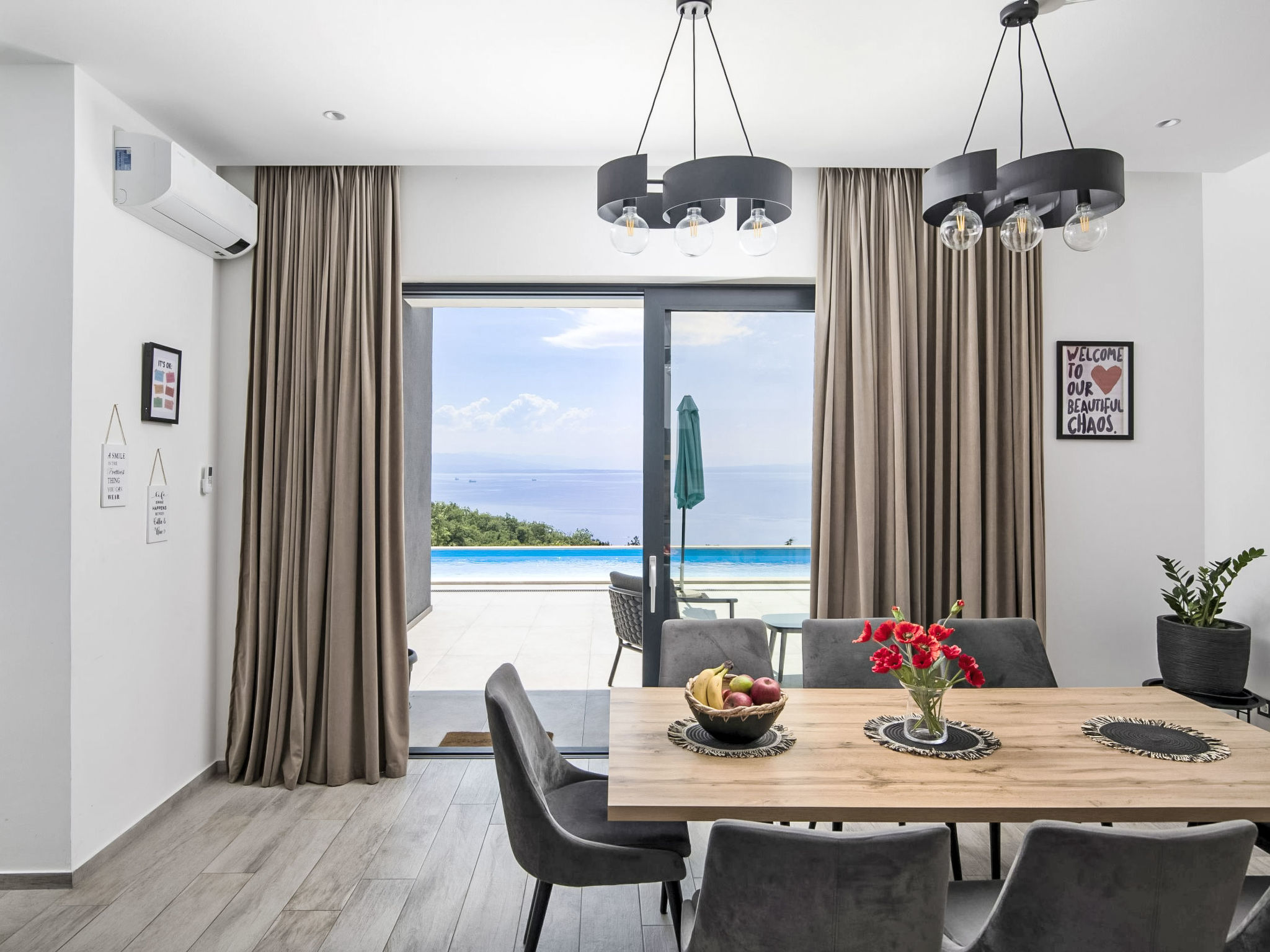 Schönes Ferienhaus Villa Ziganto - Dedans