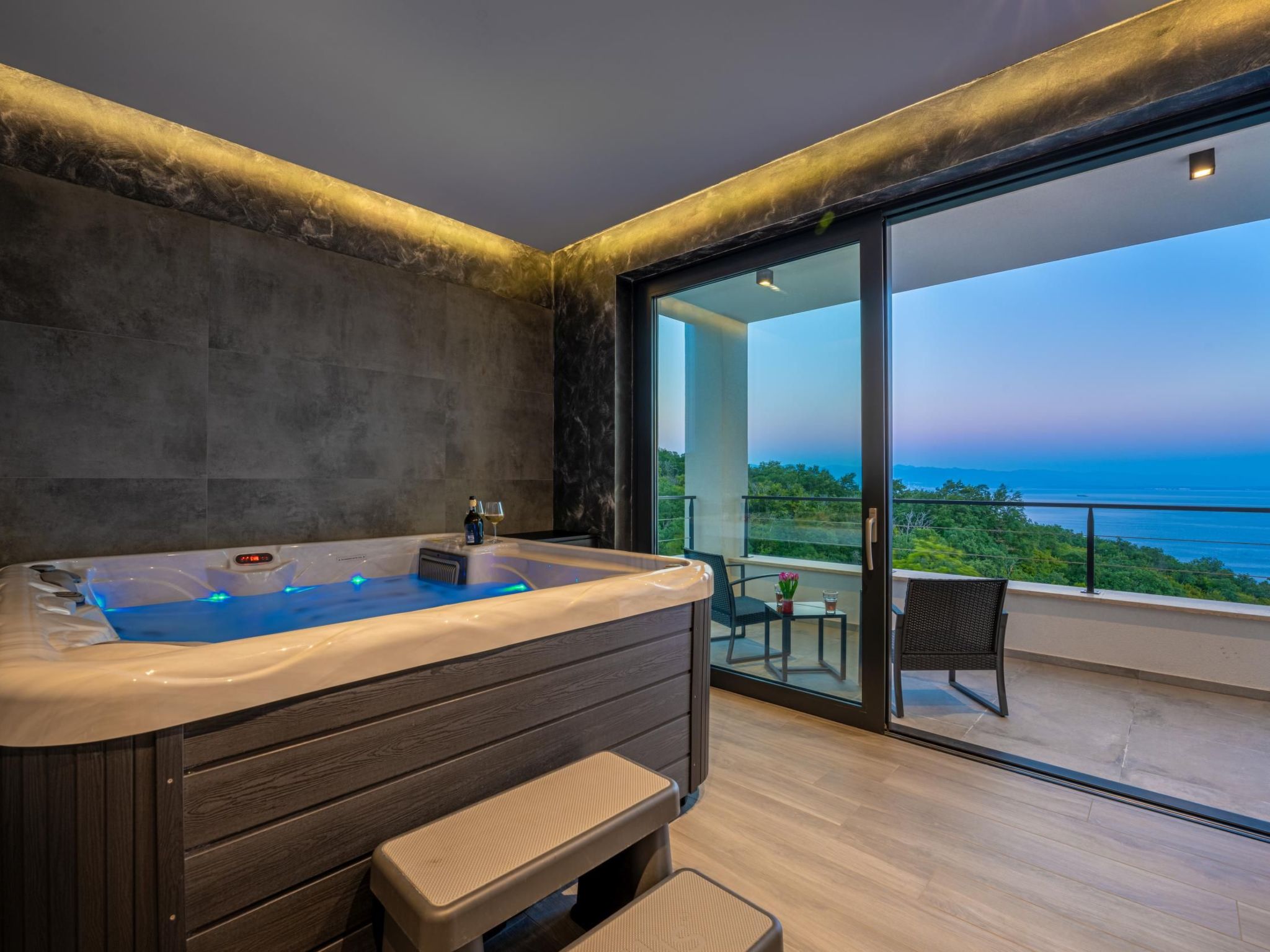 Schönes Ferienhaus Villa Ziganto-Dedans