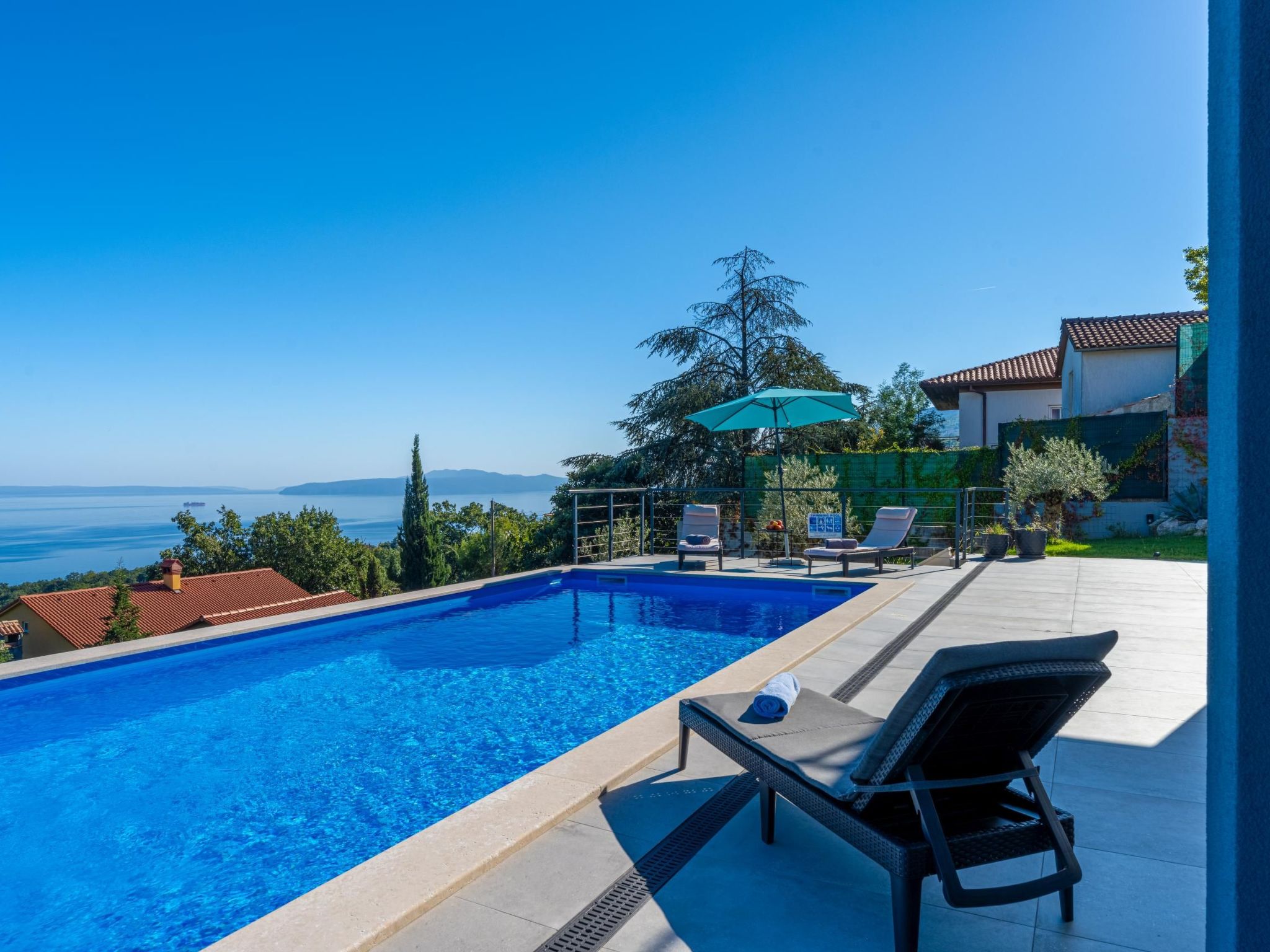 Schönes Ferienhaus Villa Ziganto-Dedans