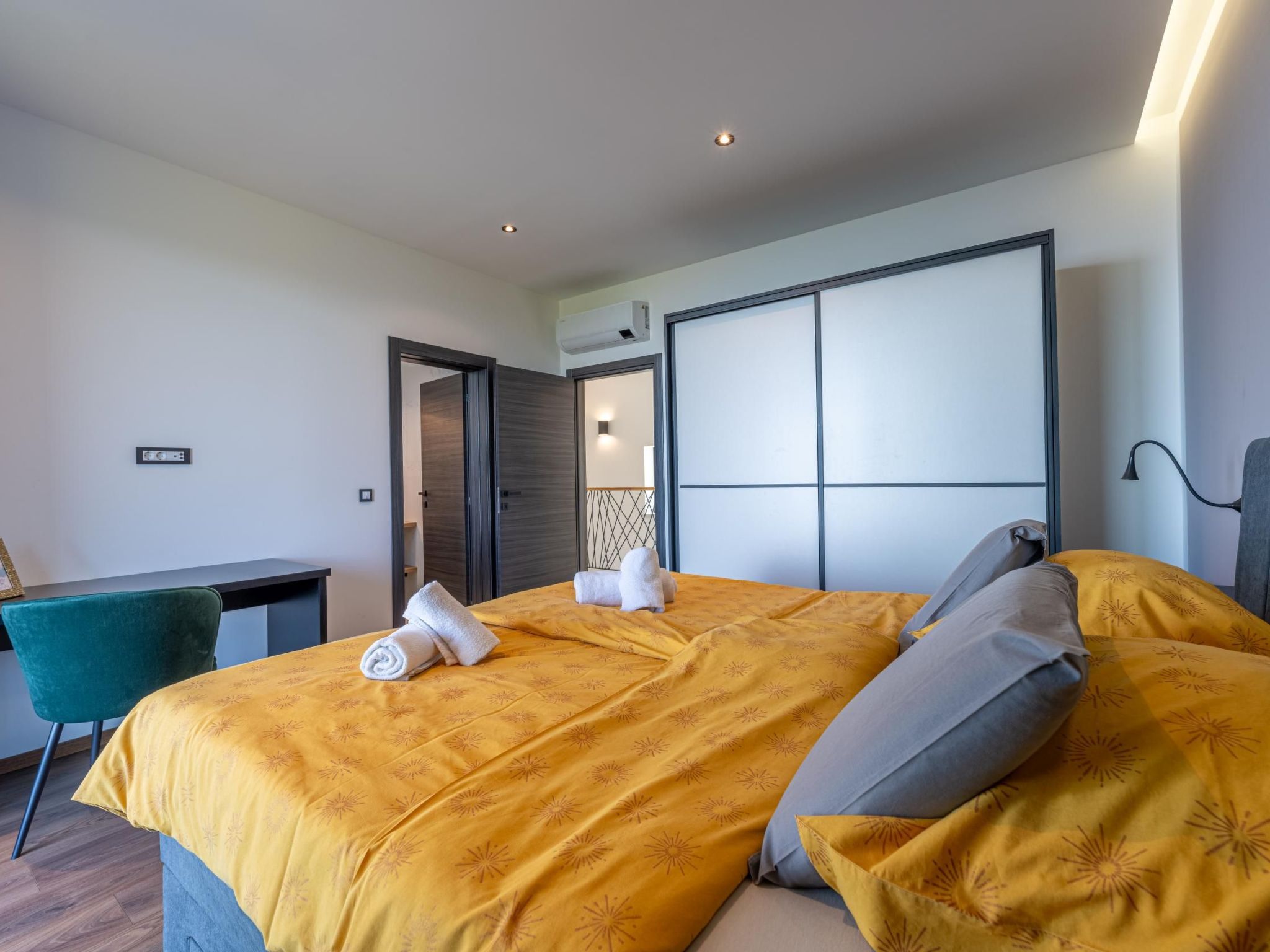 Schönes Ferienhaus Villa Ziganto-Dedans