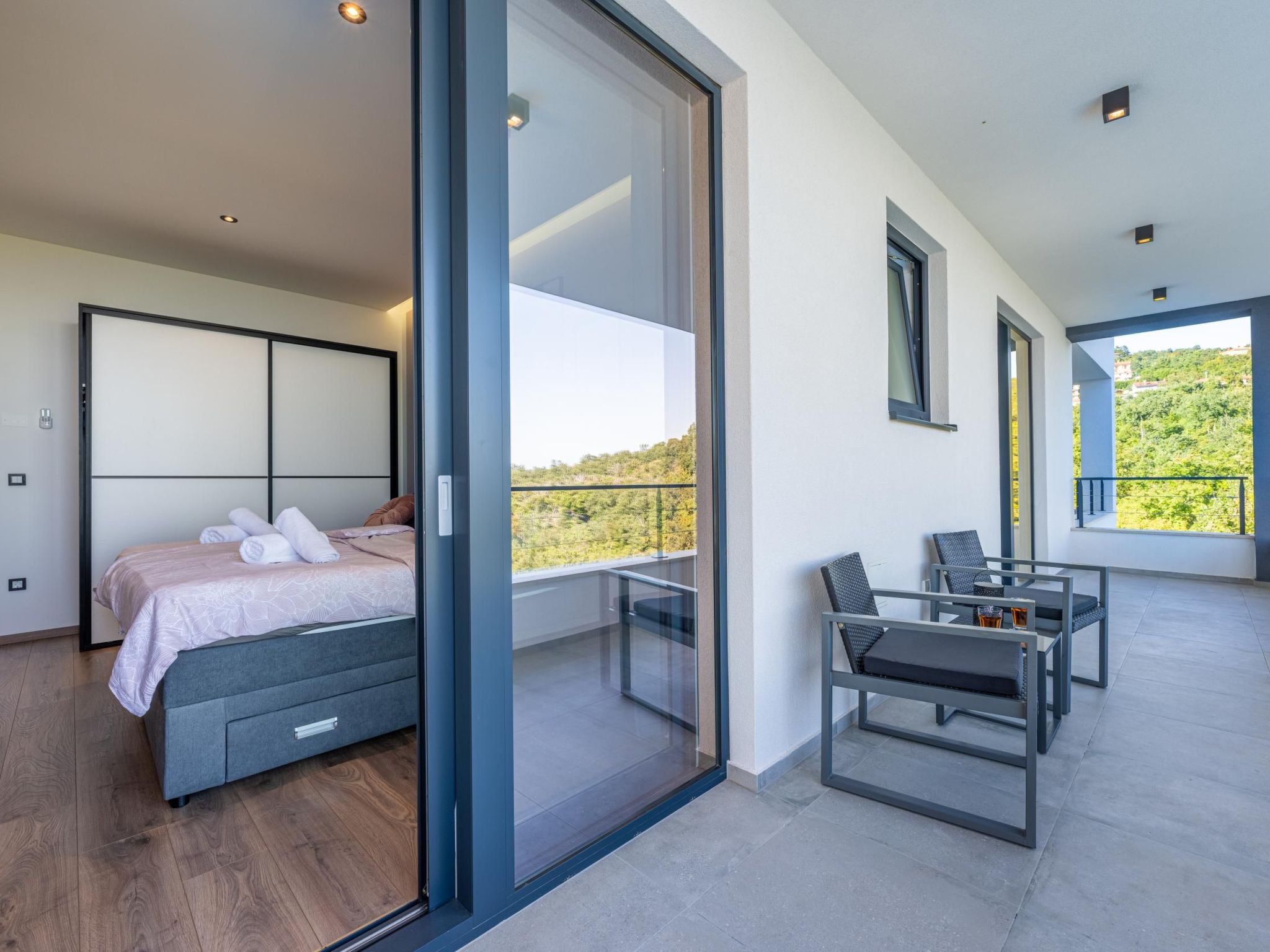 Schönes Ferienhaus Villa Ziganto-Dedans