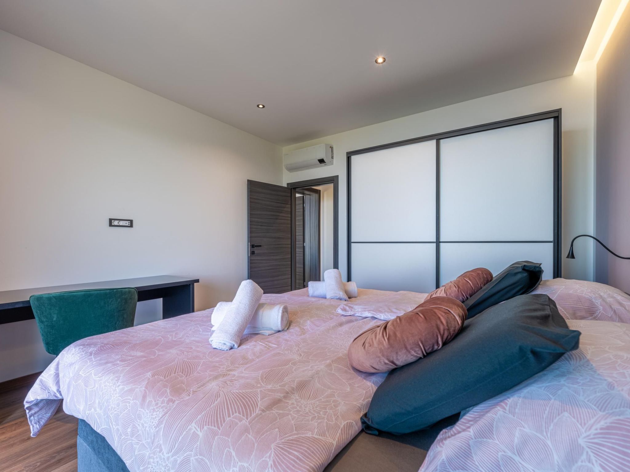 Schönes Ferienhaus Villa Ziganto-Dedans