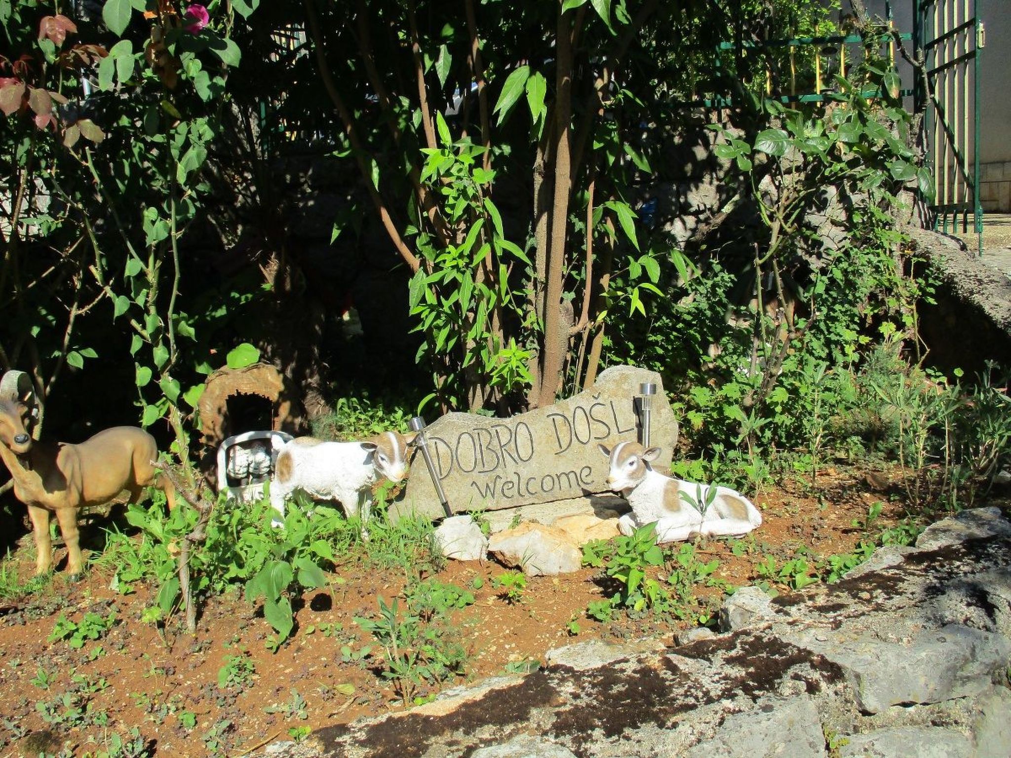 Photo of mit Balkon und Terrasse