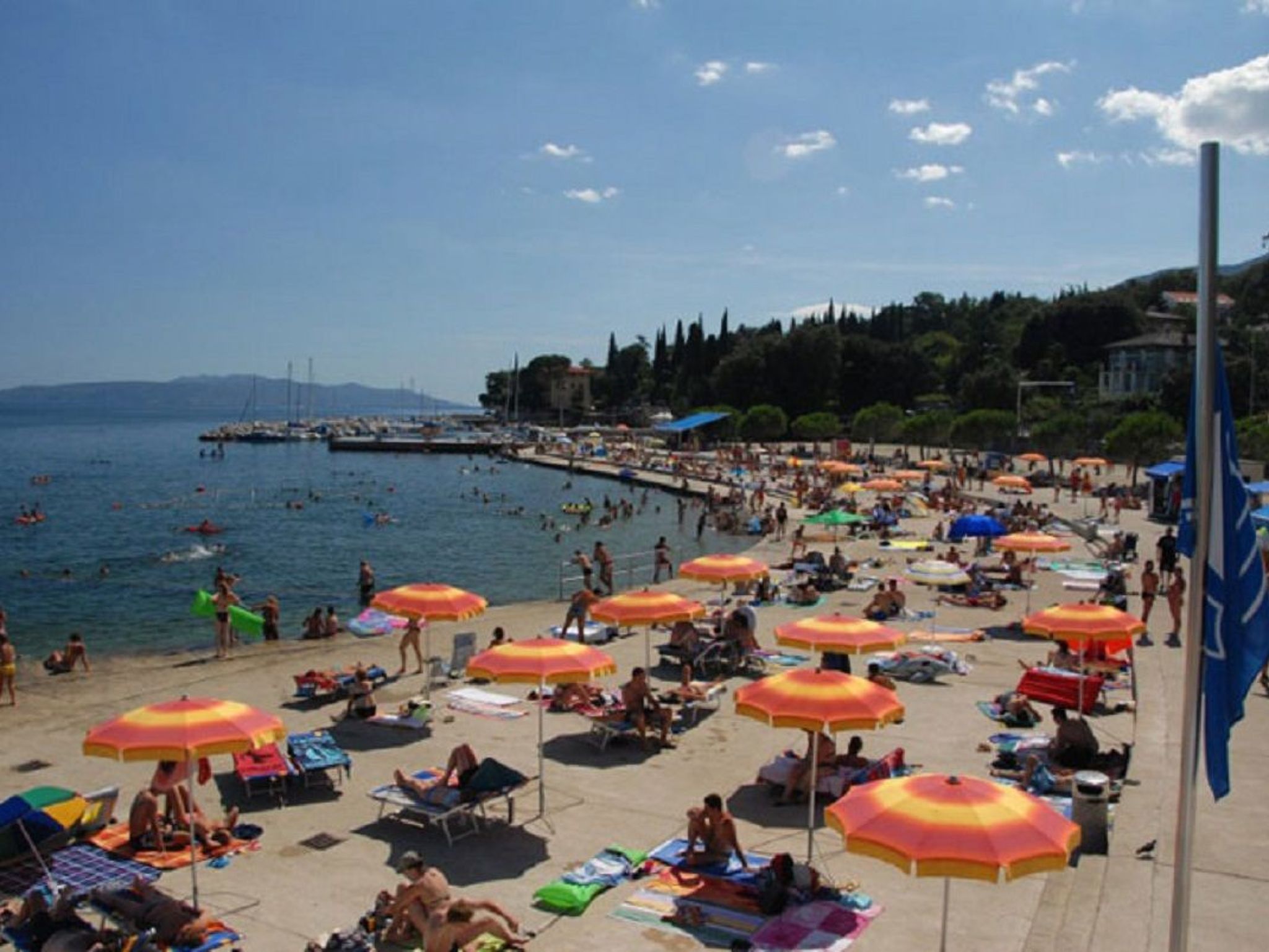 Mit Balkon und Terrasse-Inside