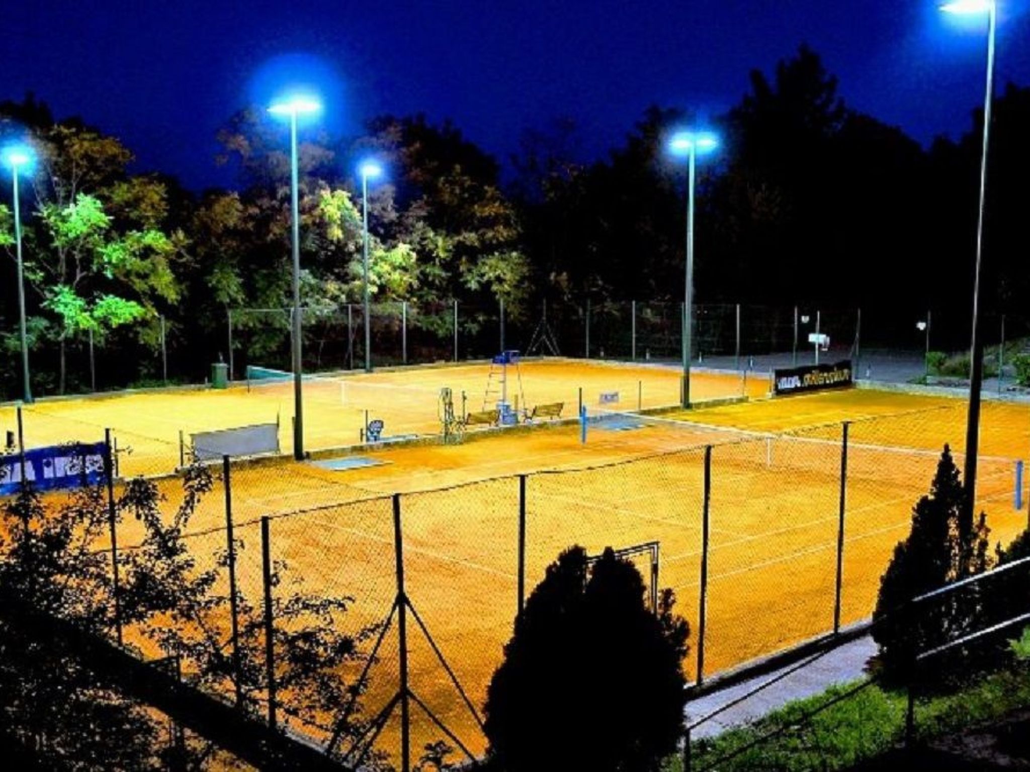 Mit Balkon und Terrasse-Inside