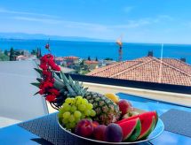 Vrijstaande vakantiewoning met zeezicht voor 6 personen in Ičići, nabij Opatija - thumbnail 2