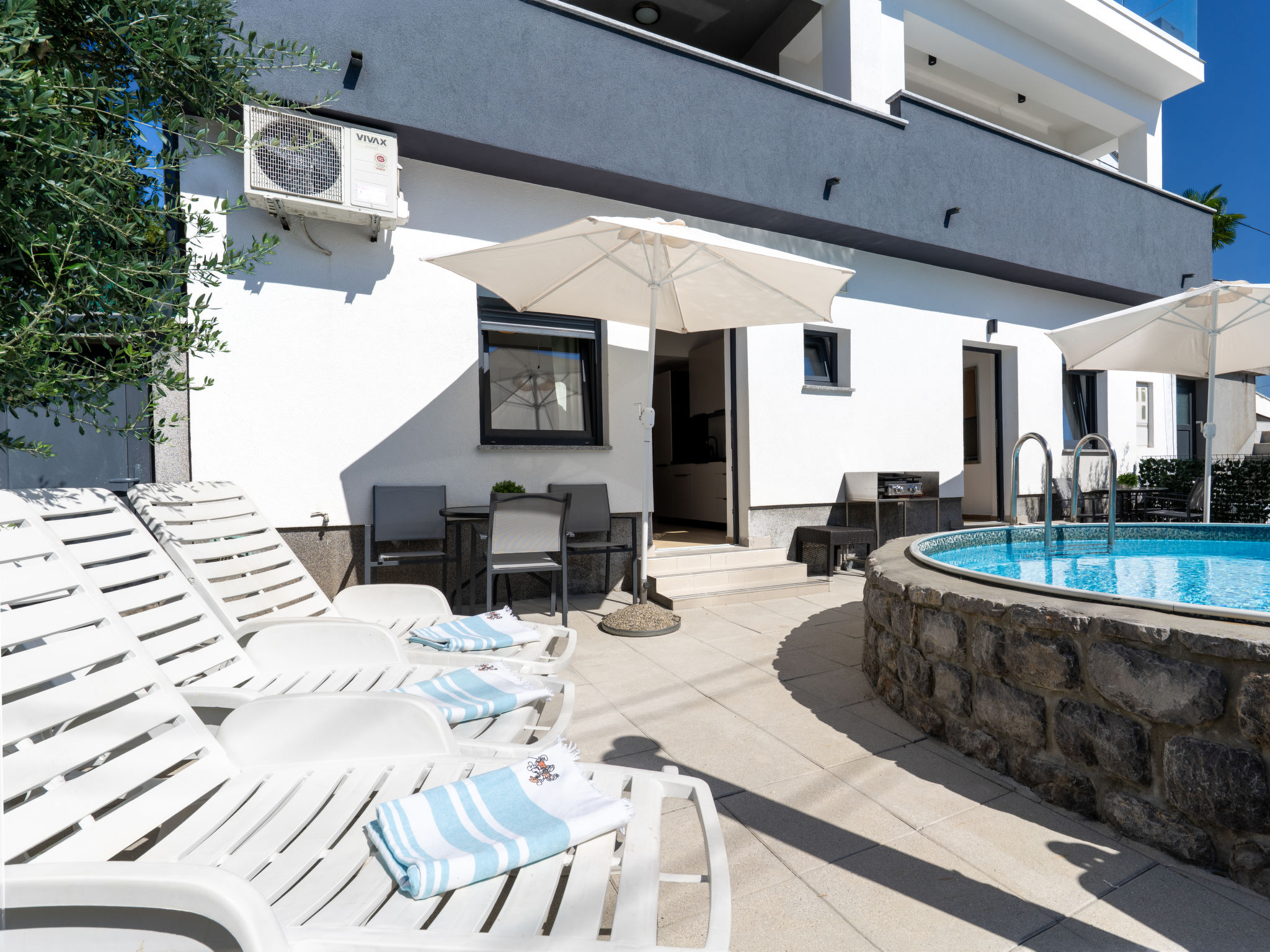As — Pool Outdoor (4 of 22)