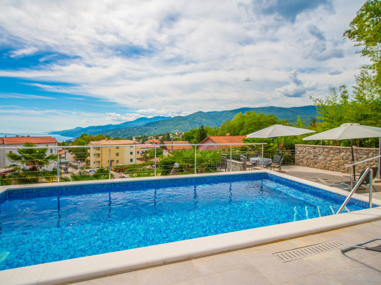 2-persoons vrijstaand vakantiehuis in Matulji nabij Opatija in Opatija/Matulji