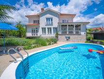 Ruim vakantiehuis Zorica met privézwembad en zeezicht bij Opatija - thumbnail 1