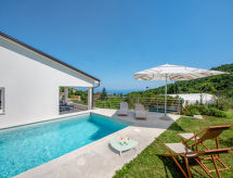 Villa Luni