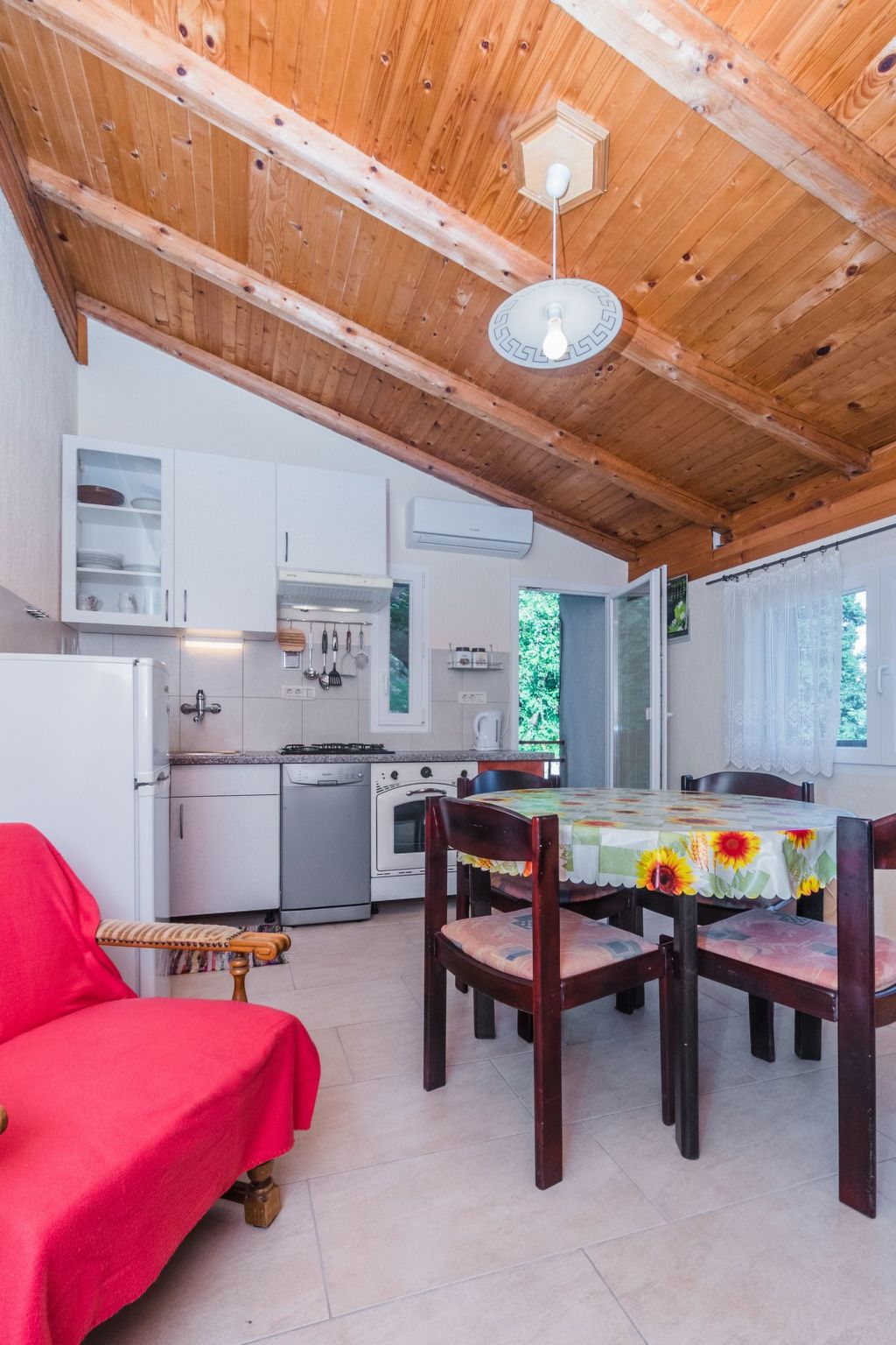 Für 2 Personen ca. 50 m&sup2; in Rukavac, Kvarner Bucht (Gespanschaft Primorje--Inside