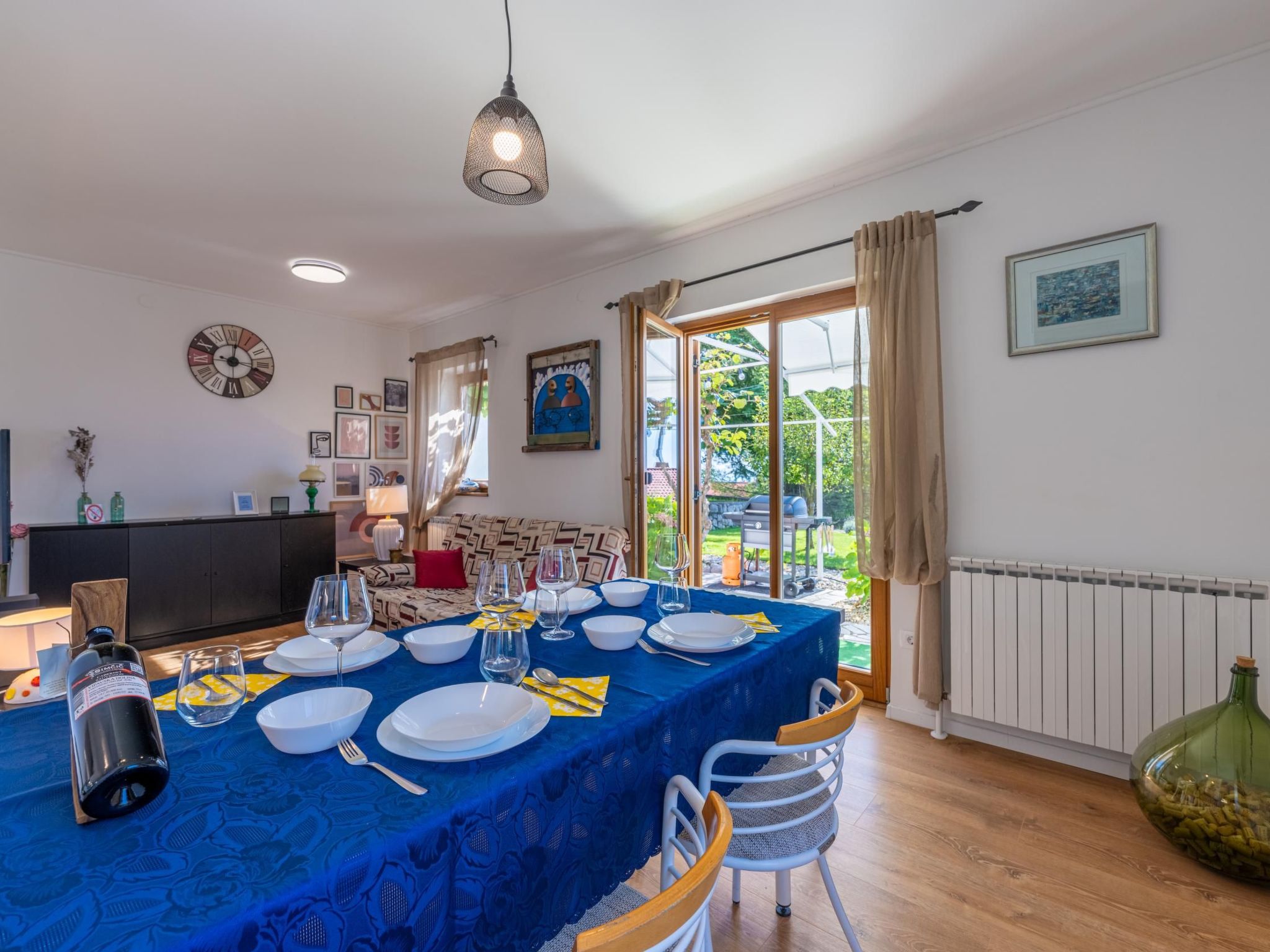 Unknown Accommodation-Drinnen