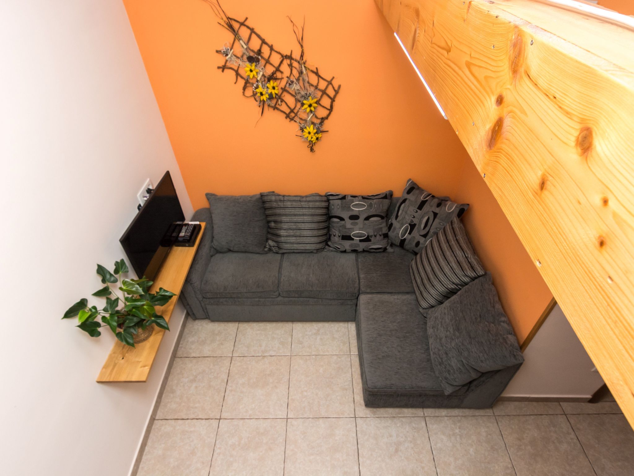 Mit Garten, Grill und Terrasse