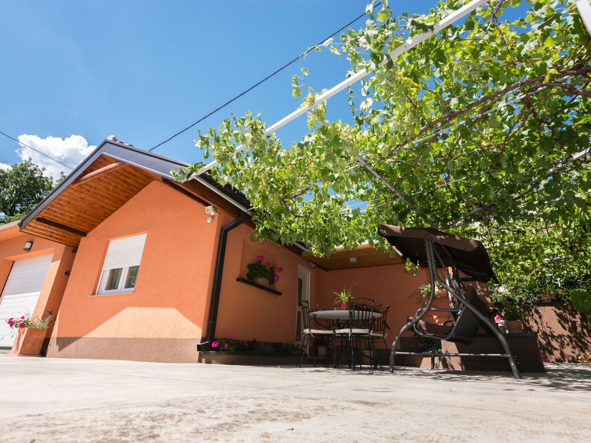 Mit Garten, Grill und Terrasse-Image-tags.info