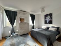 Appartement mit Terrasse