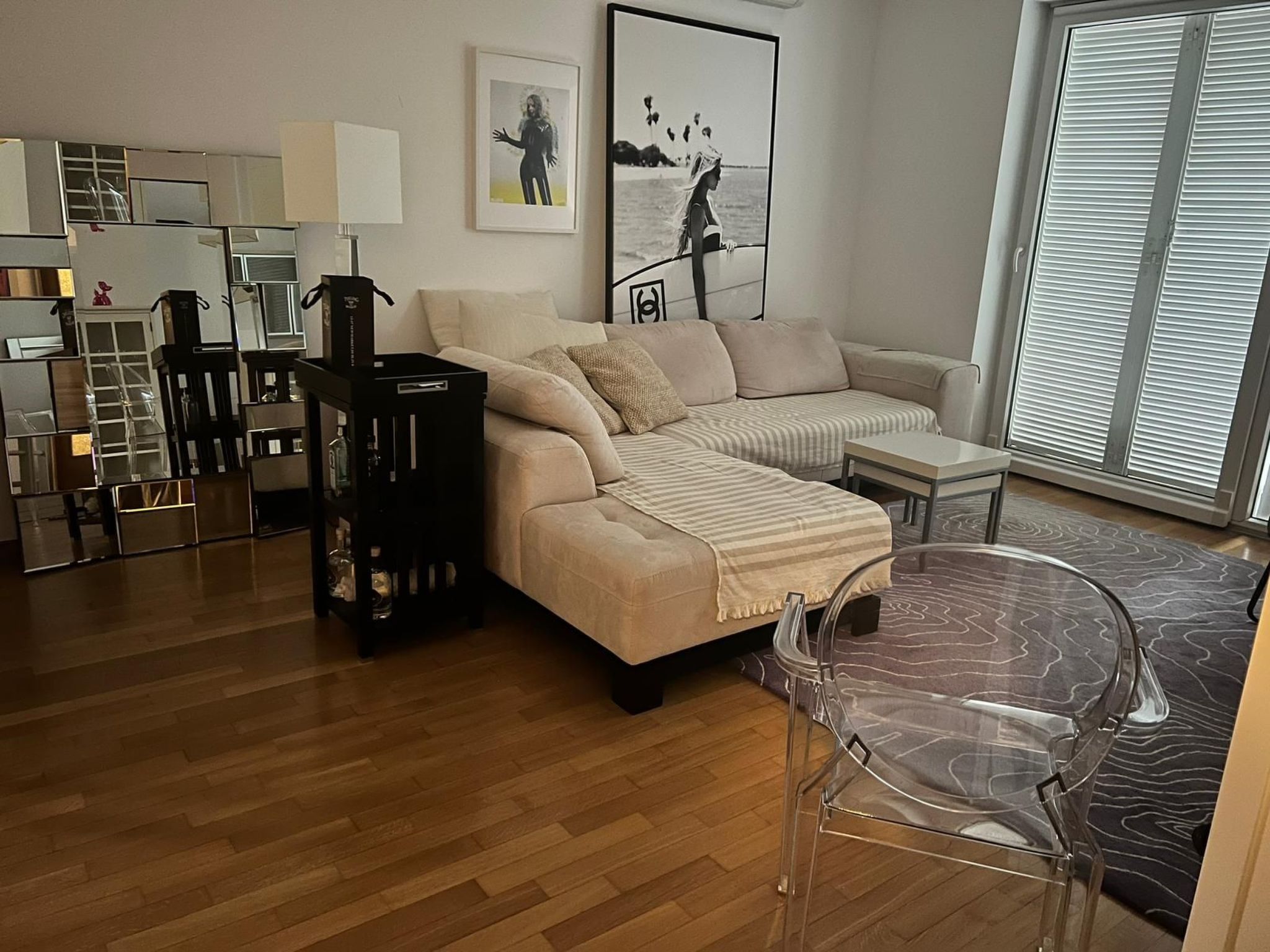 Appartement mit Terrasse-Inside