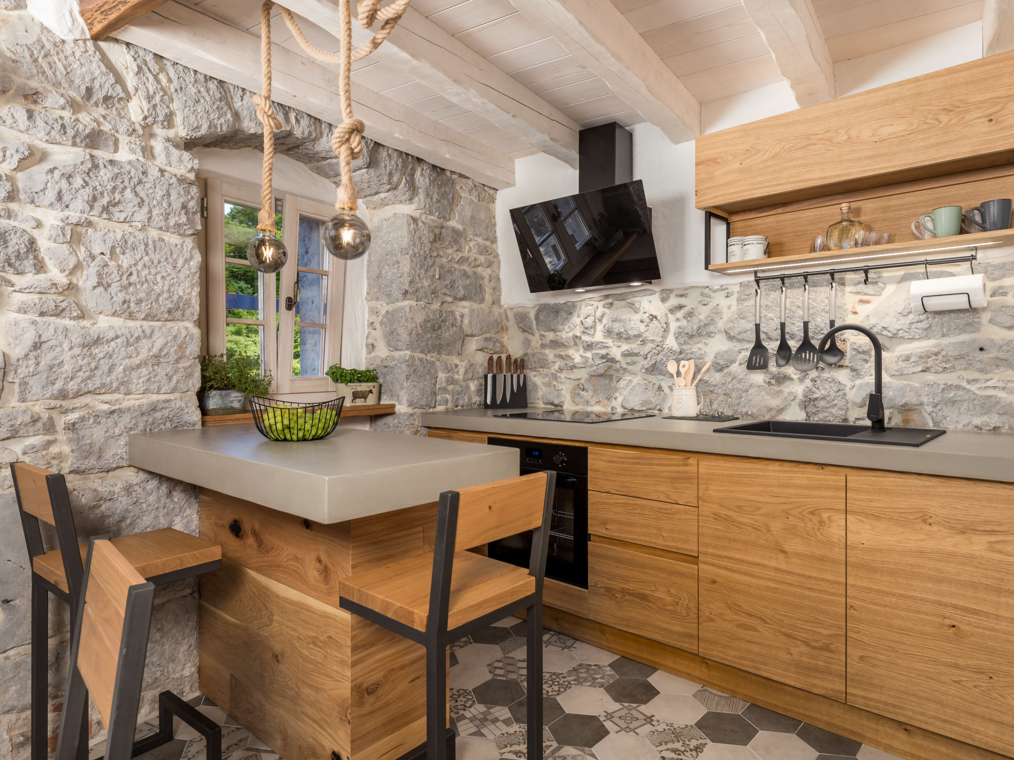 Kitchen / Dining Room