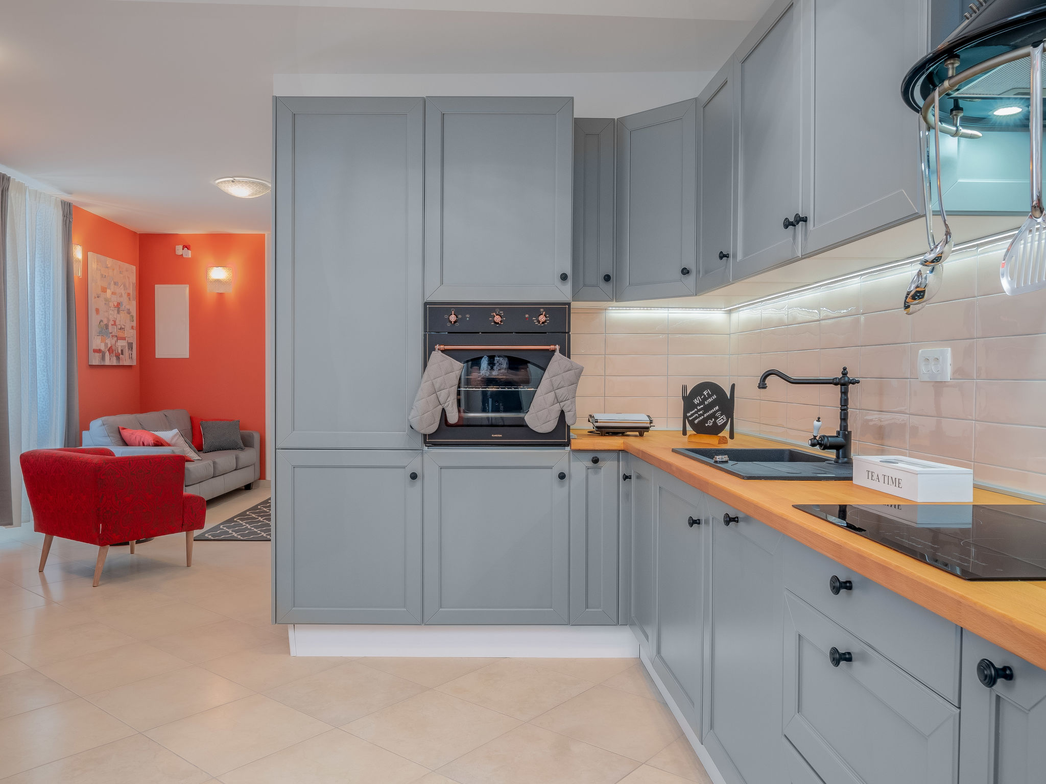 Kitchen / Dining Room