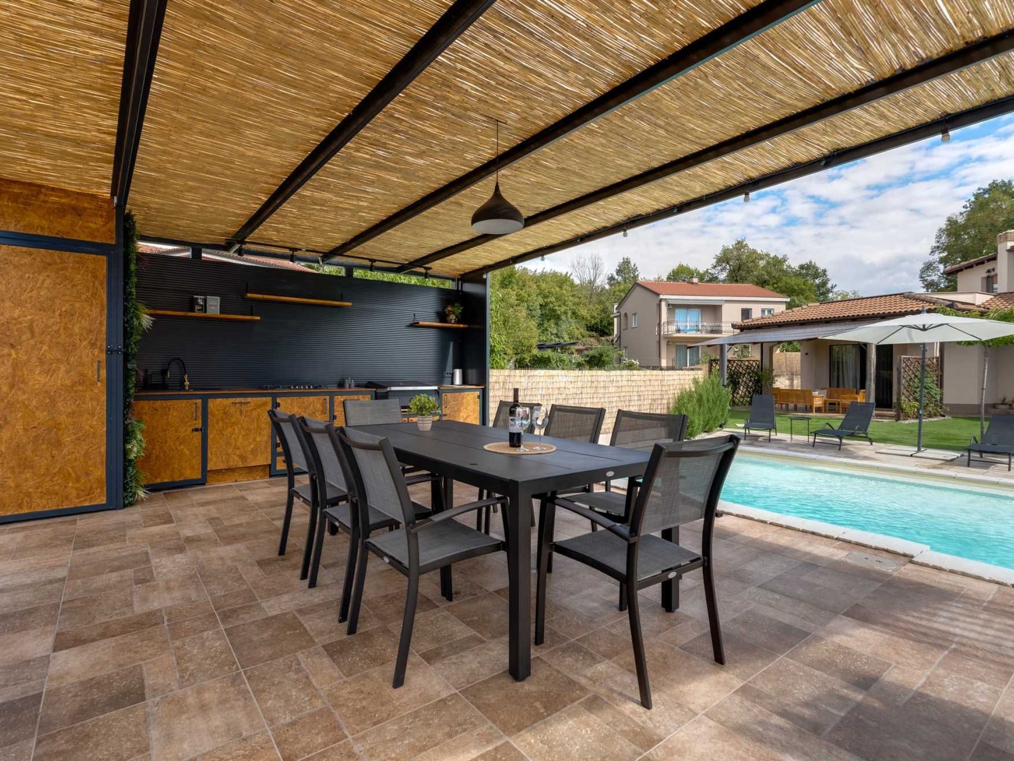 Ferienvilla mit Pool, ruhige Aria