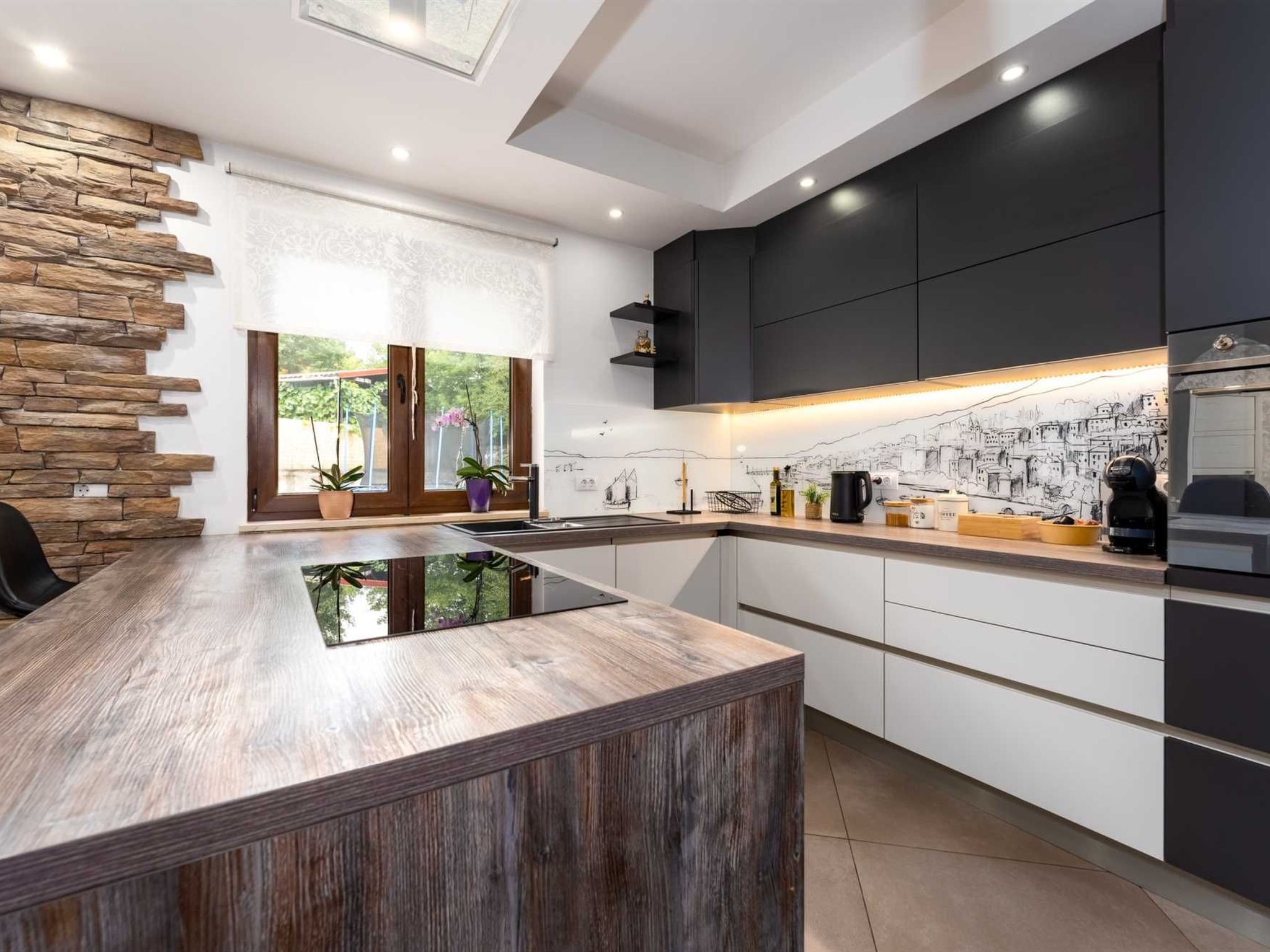 Ferienvilla mit Pool, ruhige Aria-Image-tags.info