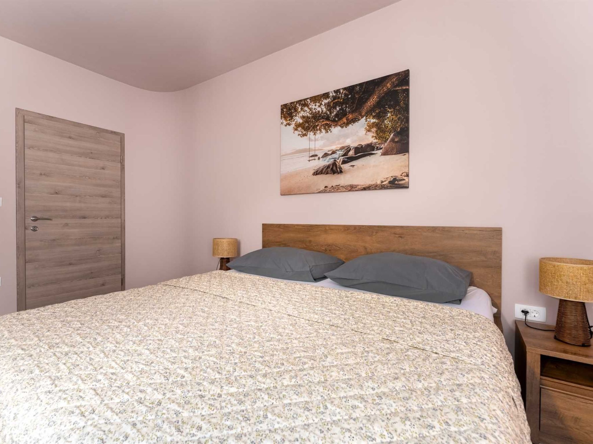 Ferienvilla mit Pool, ruhige Aria-Image-tags.info