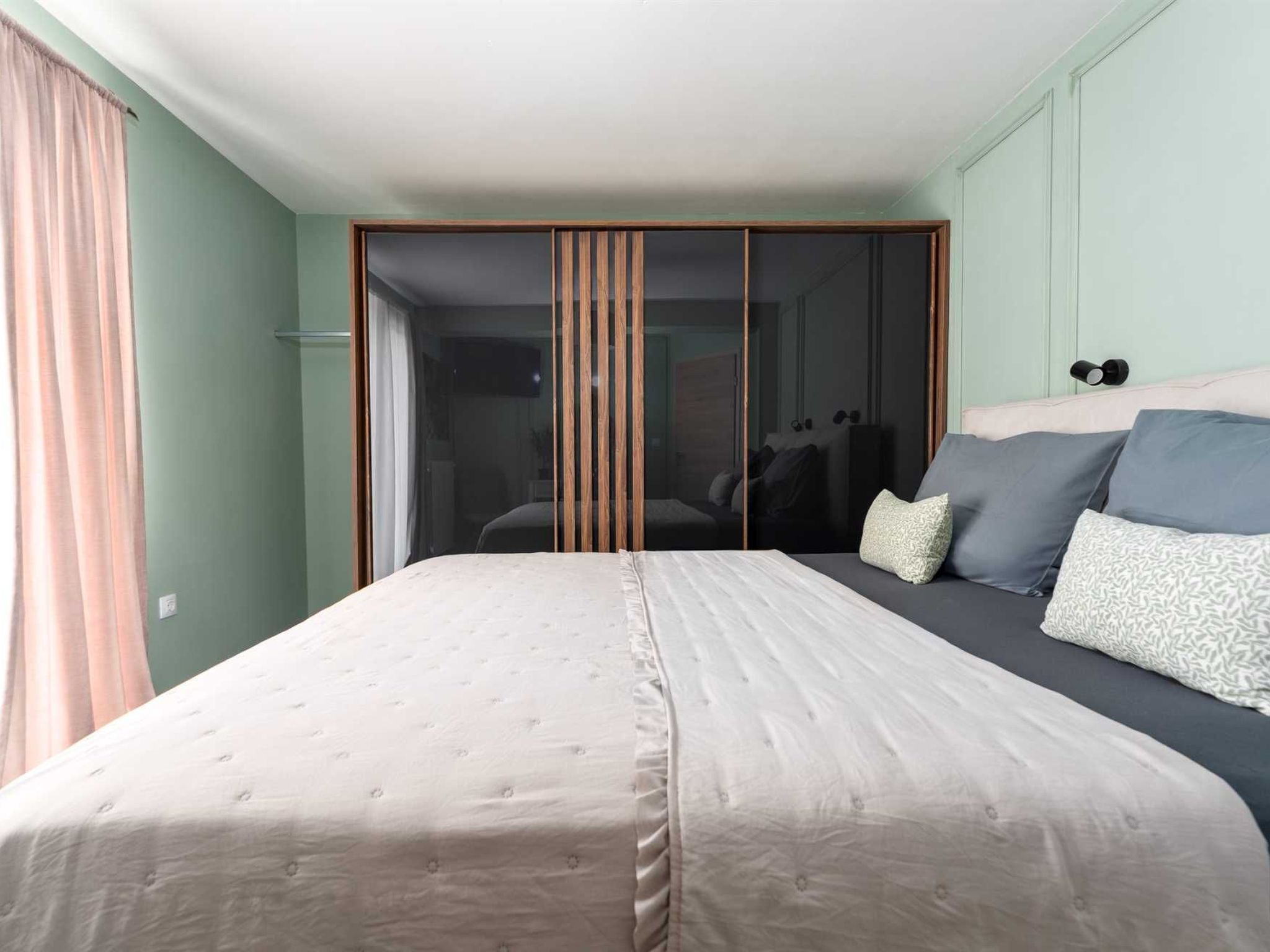 Ferienvilla mit Pool, ruhige Aria-Image-tags.info