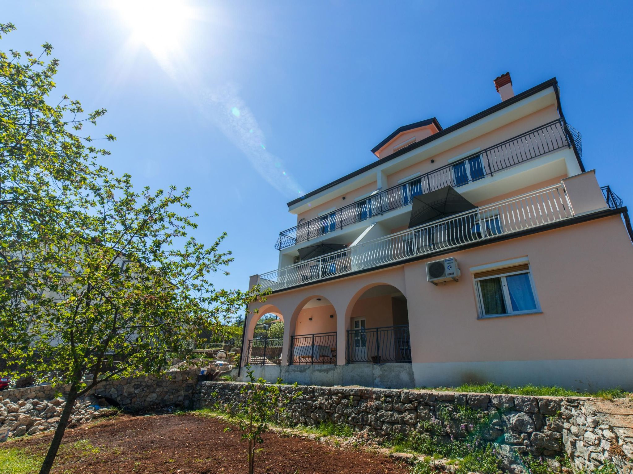 "Raspolic" mit Terrasse-Dehors