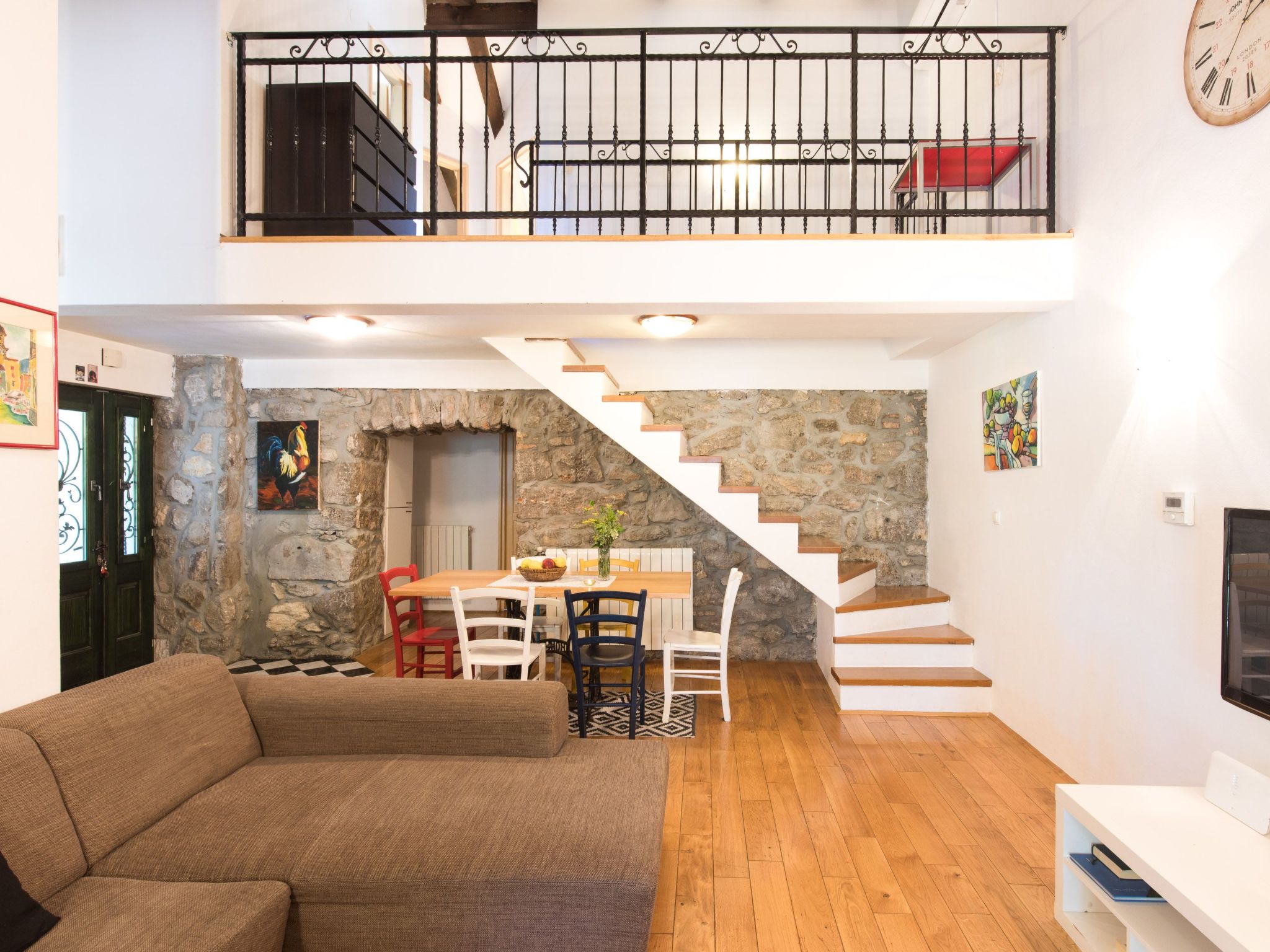 Vakantiehuis met omheinde tuin in Viskovo (Kroatië) 1 hond is welkom