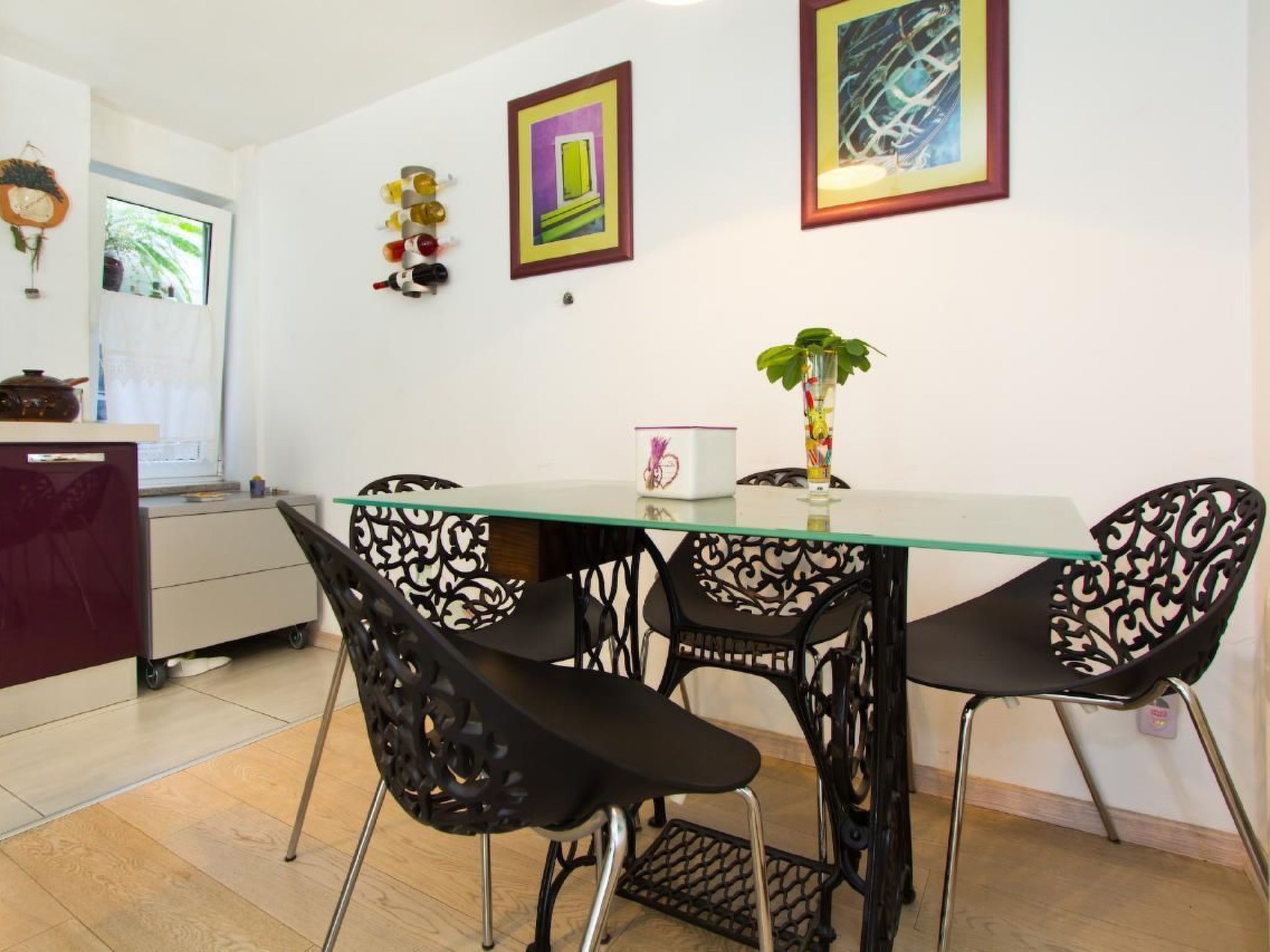 Wohnung in Rijeka mit Terrasse und Grill-Binnen