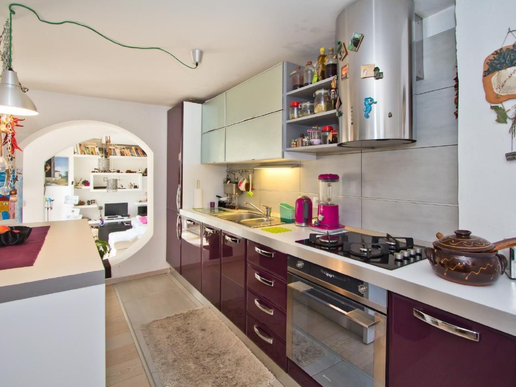 Wohnung in Rijeka mit Terrasse und Grill-Binnen