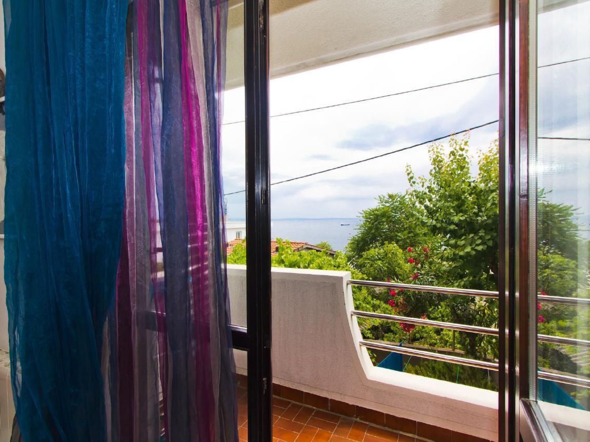 Mit Blick auf das Wasser-Binnen