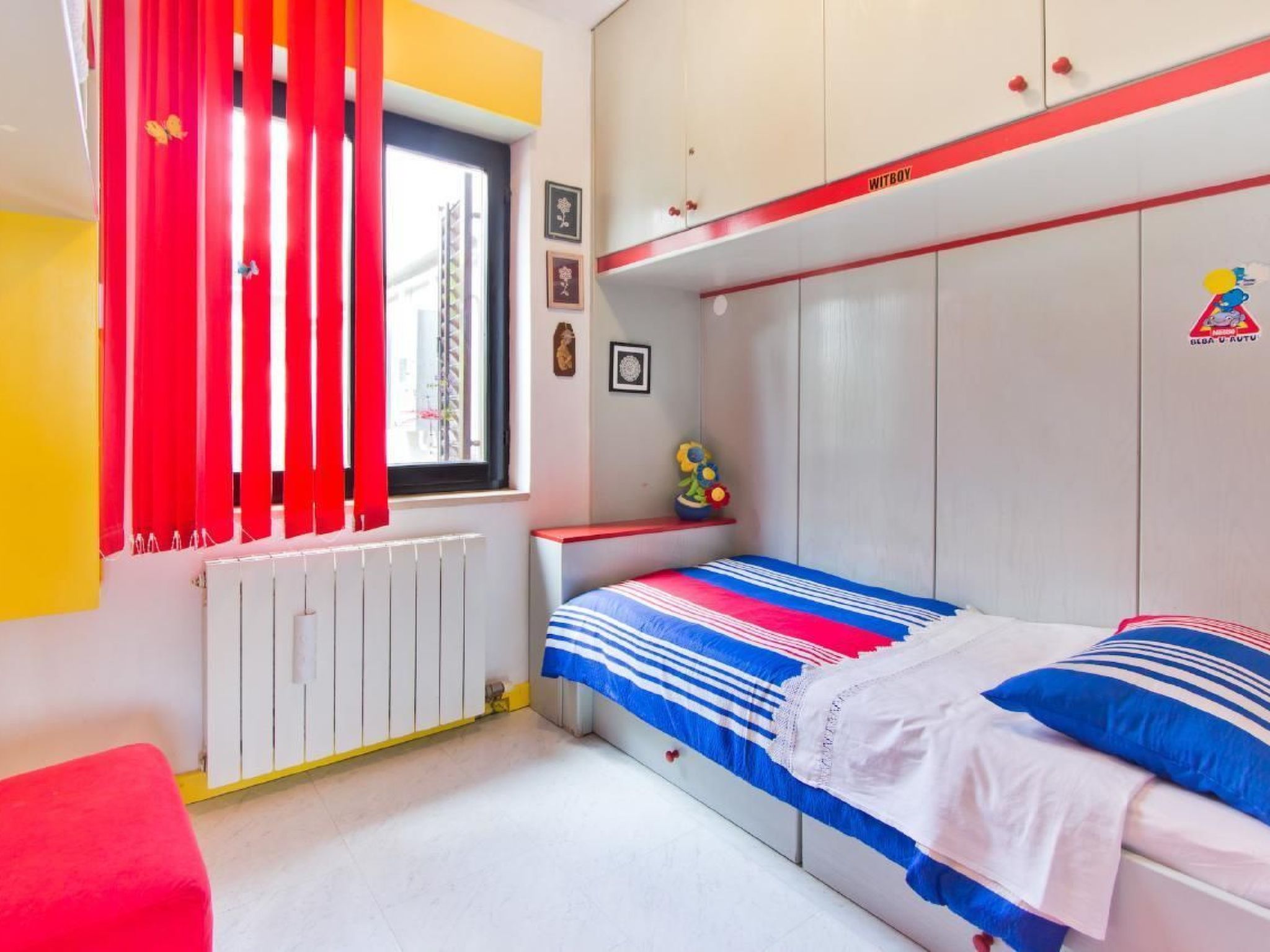 Mit Blick auf das Wasser-Binnen