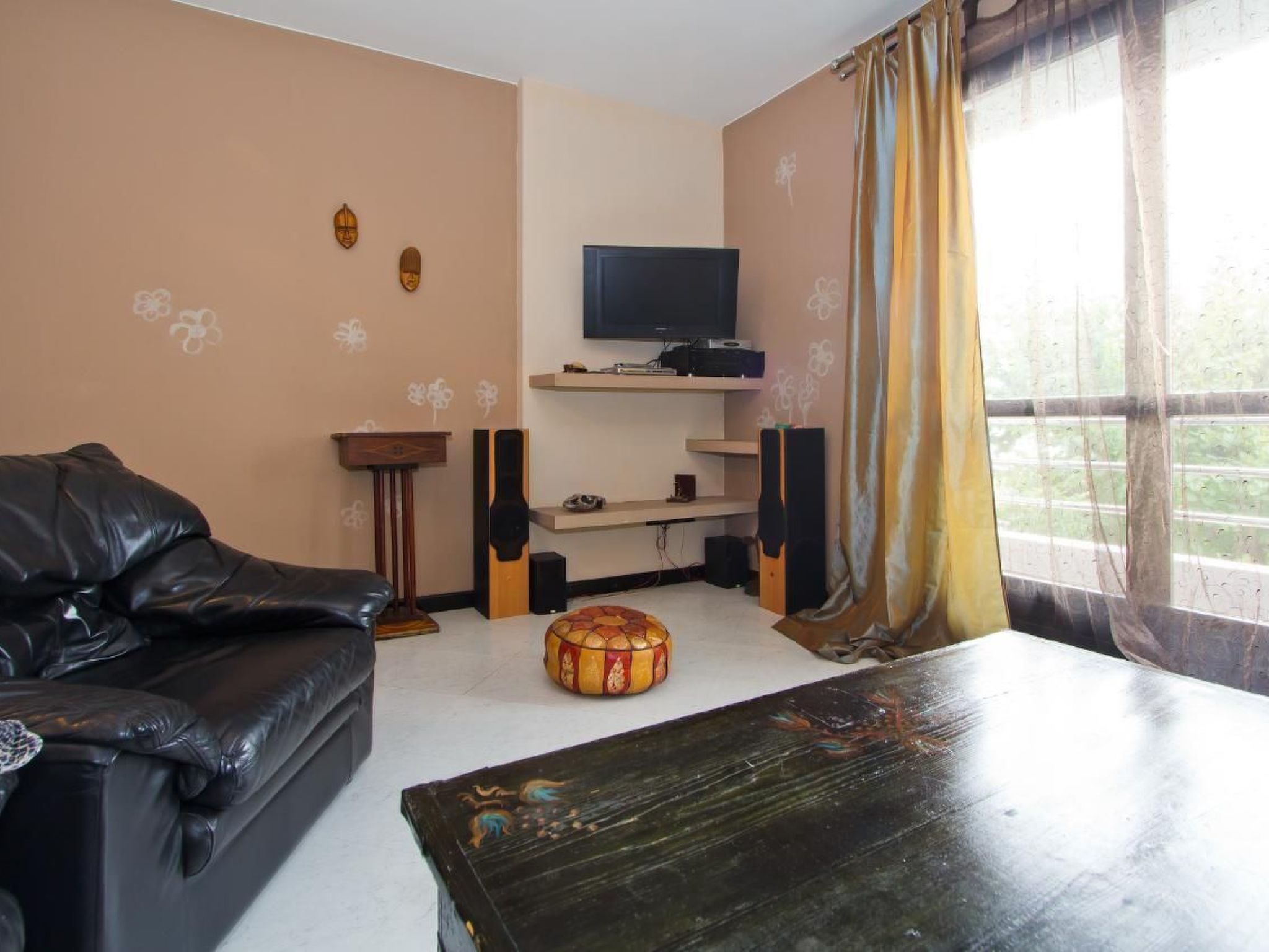 Mit Blick auf das Wasser-Binnen