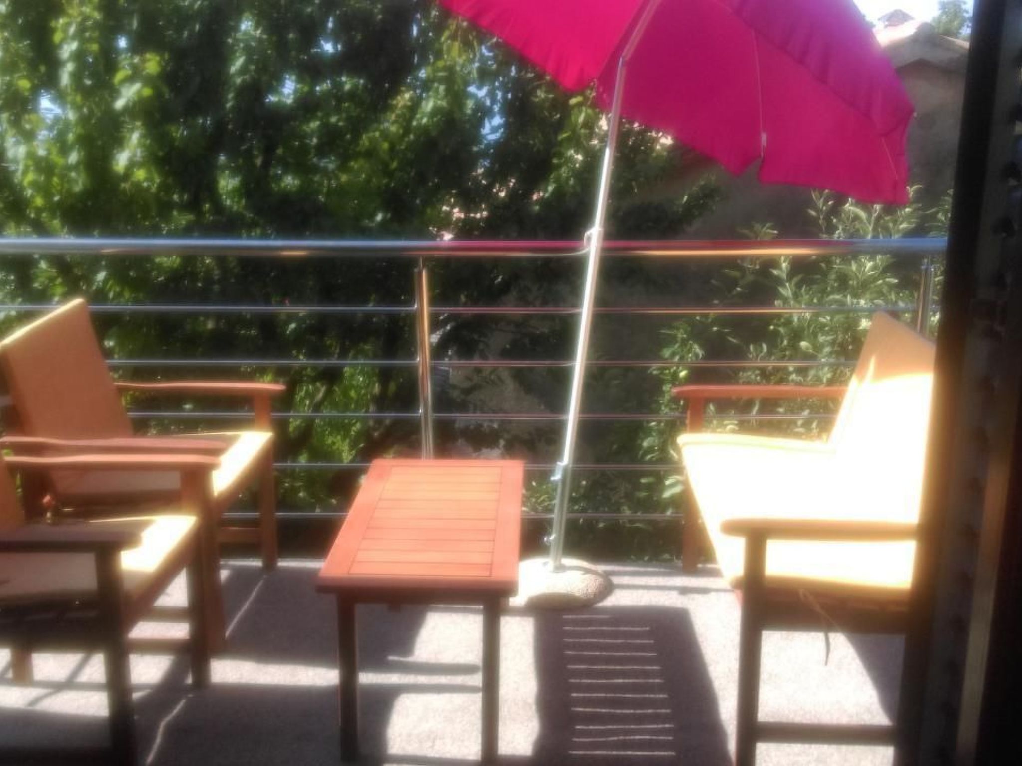 Mit Blick auf das Wasser-Binnen