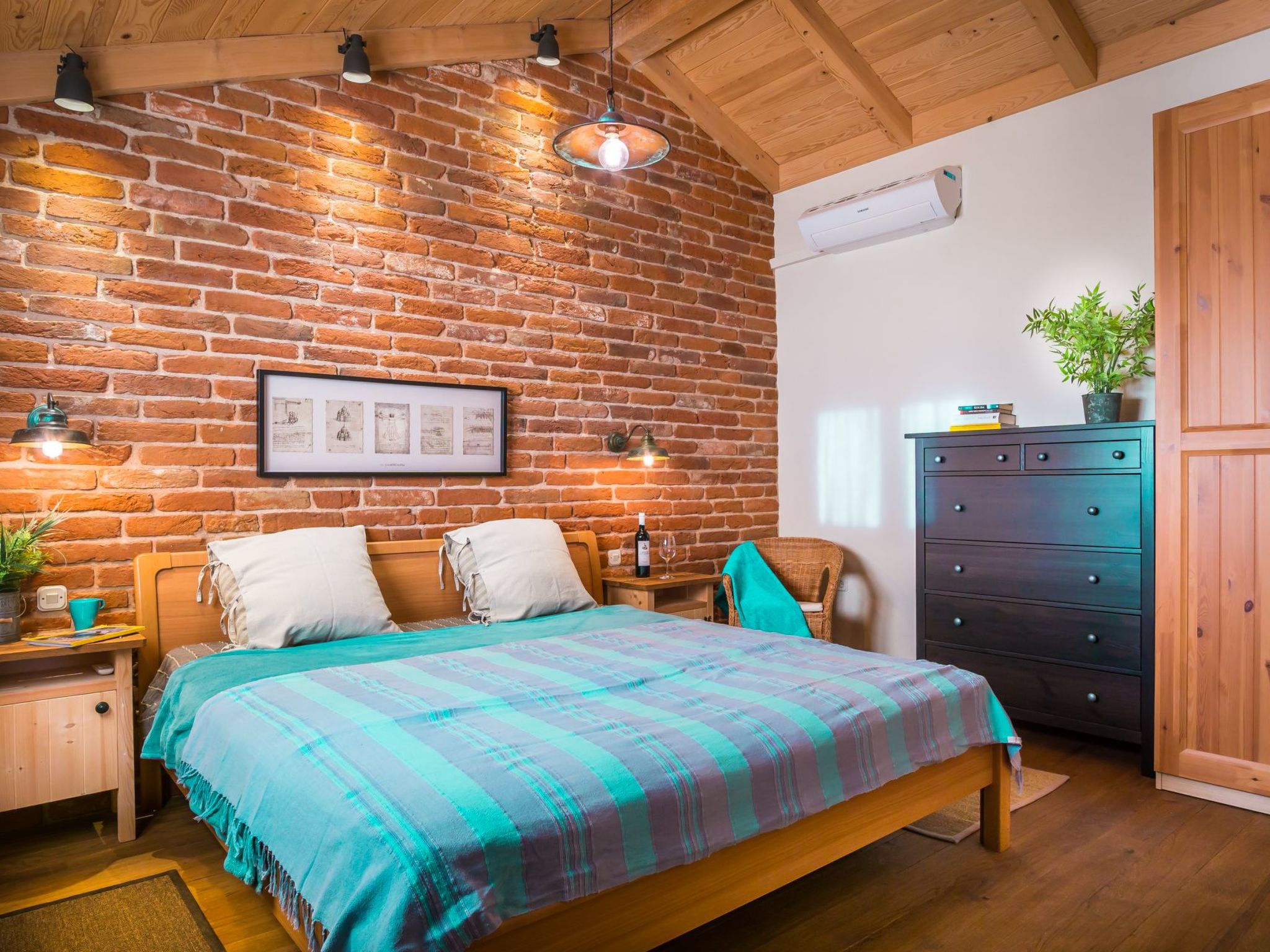 Ferienvilla mit Blick auf das Wasser-Inside