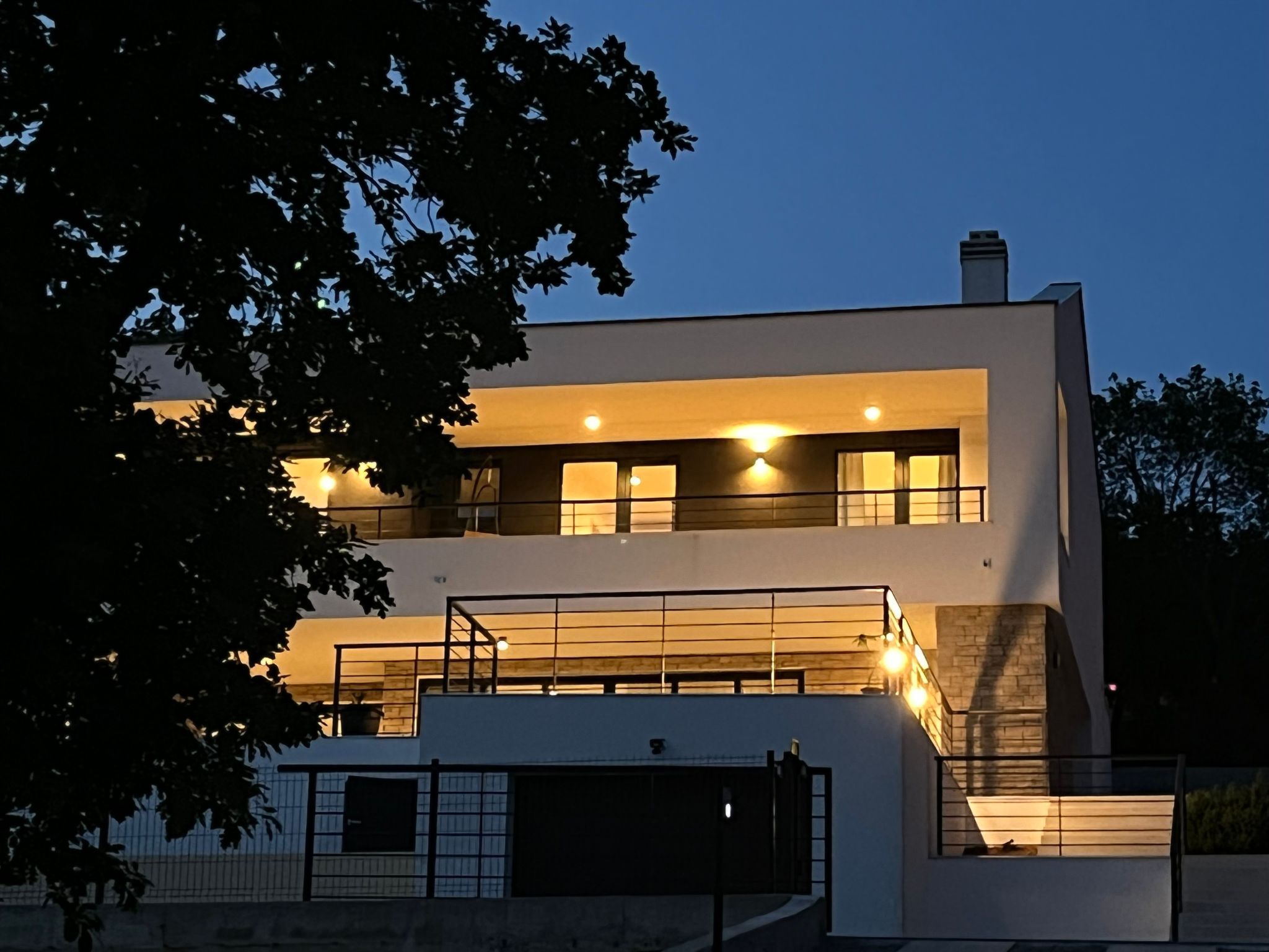 Villa 'Zara Bella Vista-Binnen