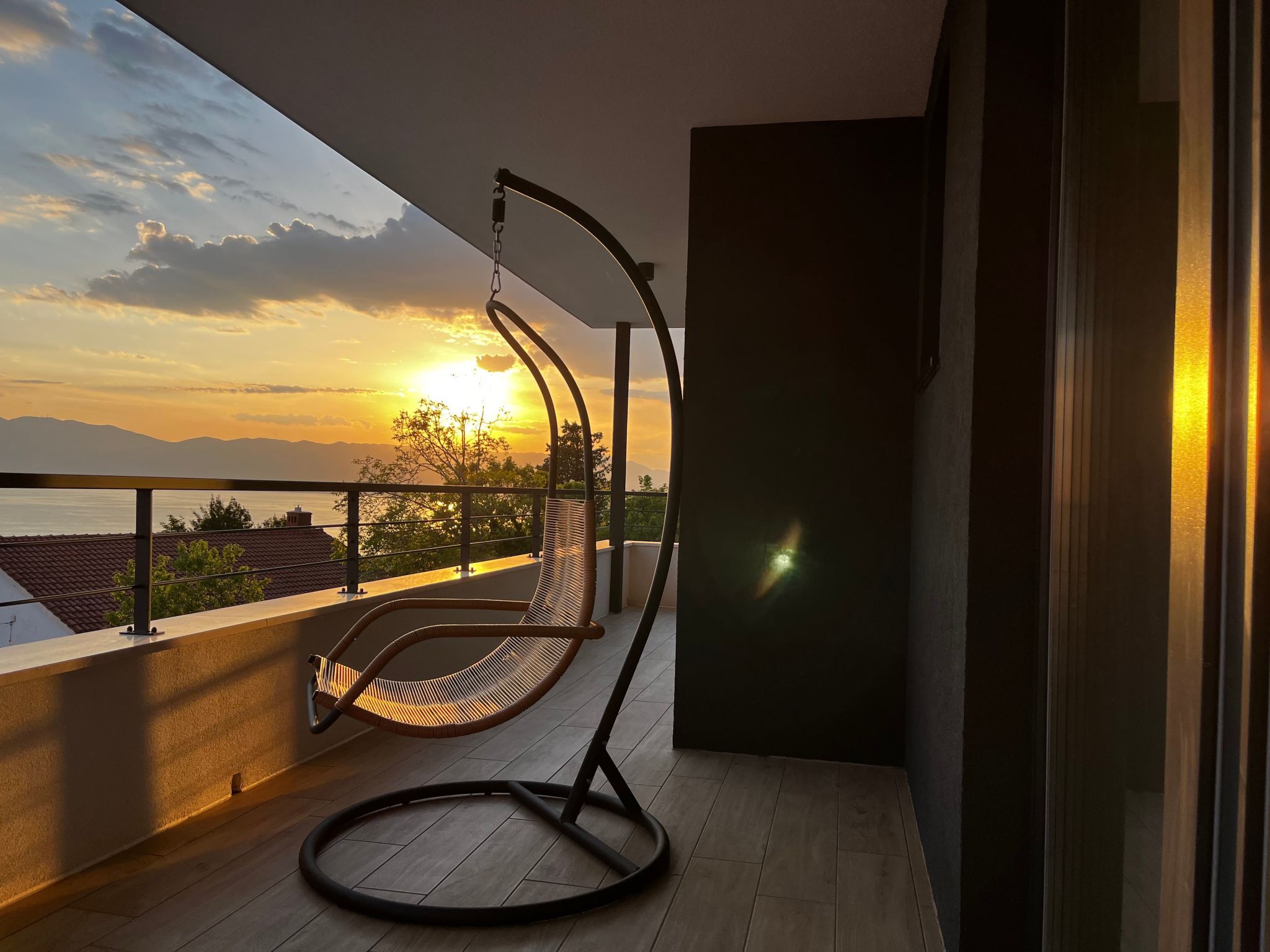 Villa 'Zara Bella Vista-Binnen