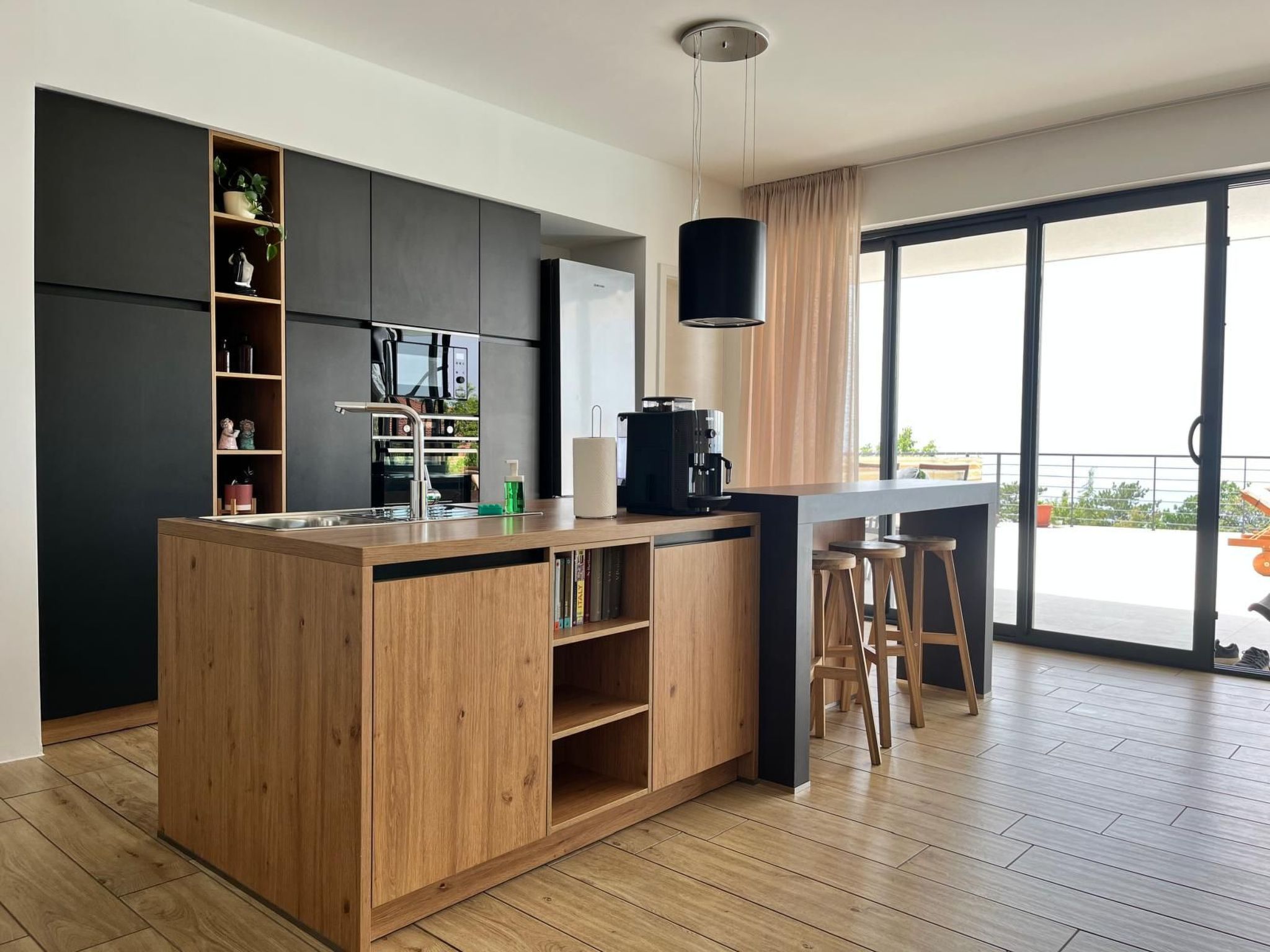 Villa 'Zara Bella Vista-Binnen