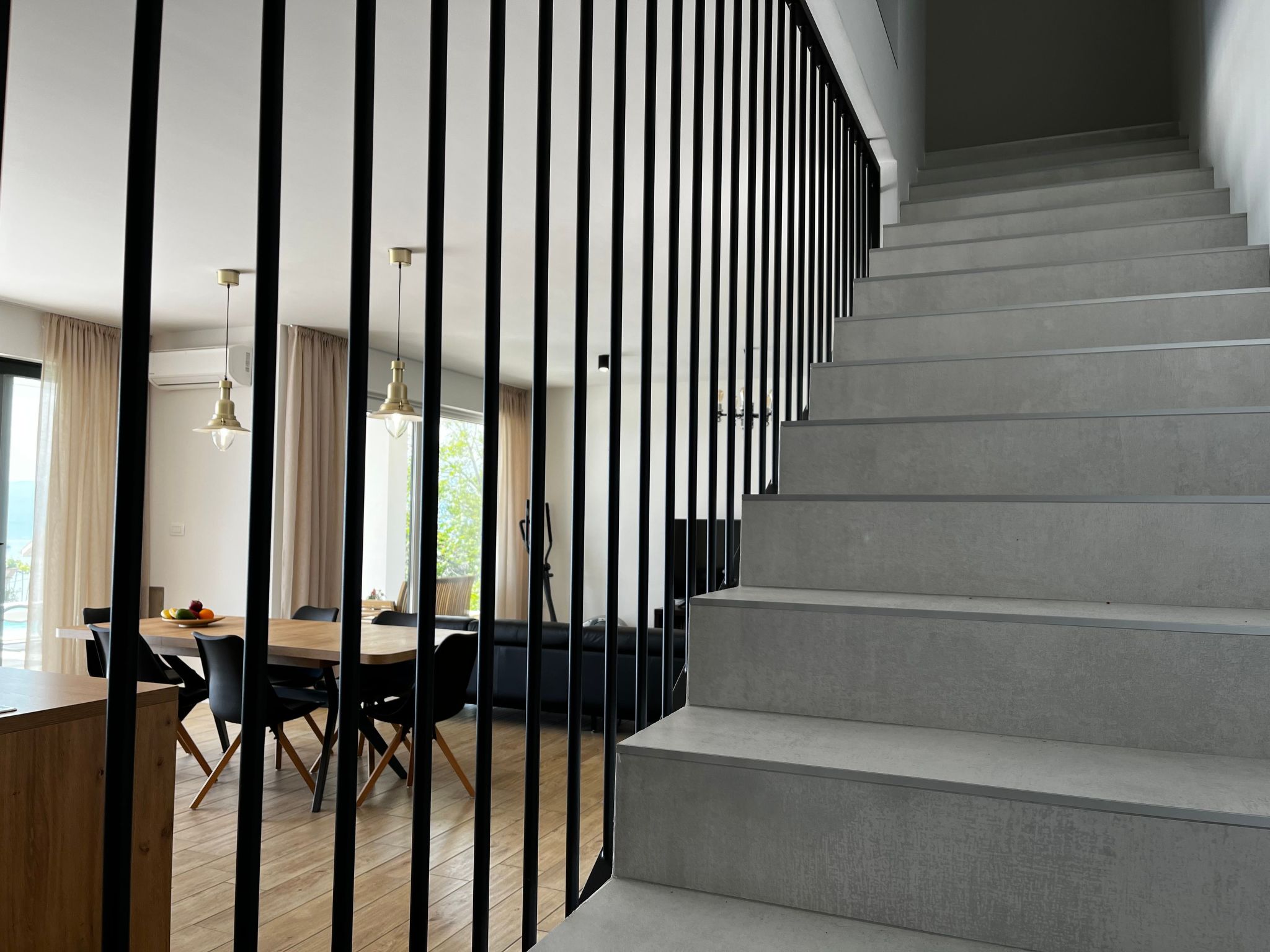 Villa 'Zara Bella Vista-Binnen