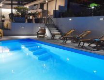 Villa Leticija: Luxe villa met verwarmd zwembad, sauna & fitness nabij Kvarner baai - thumbnail 3