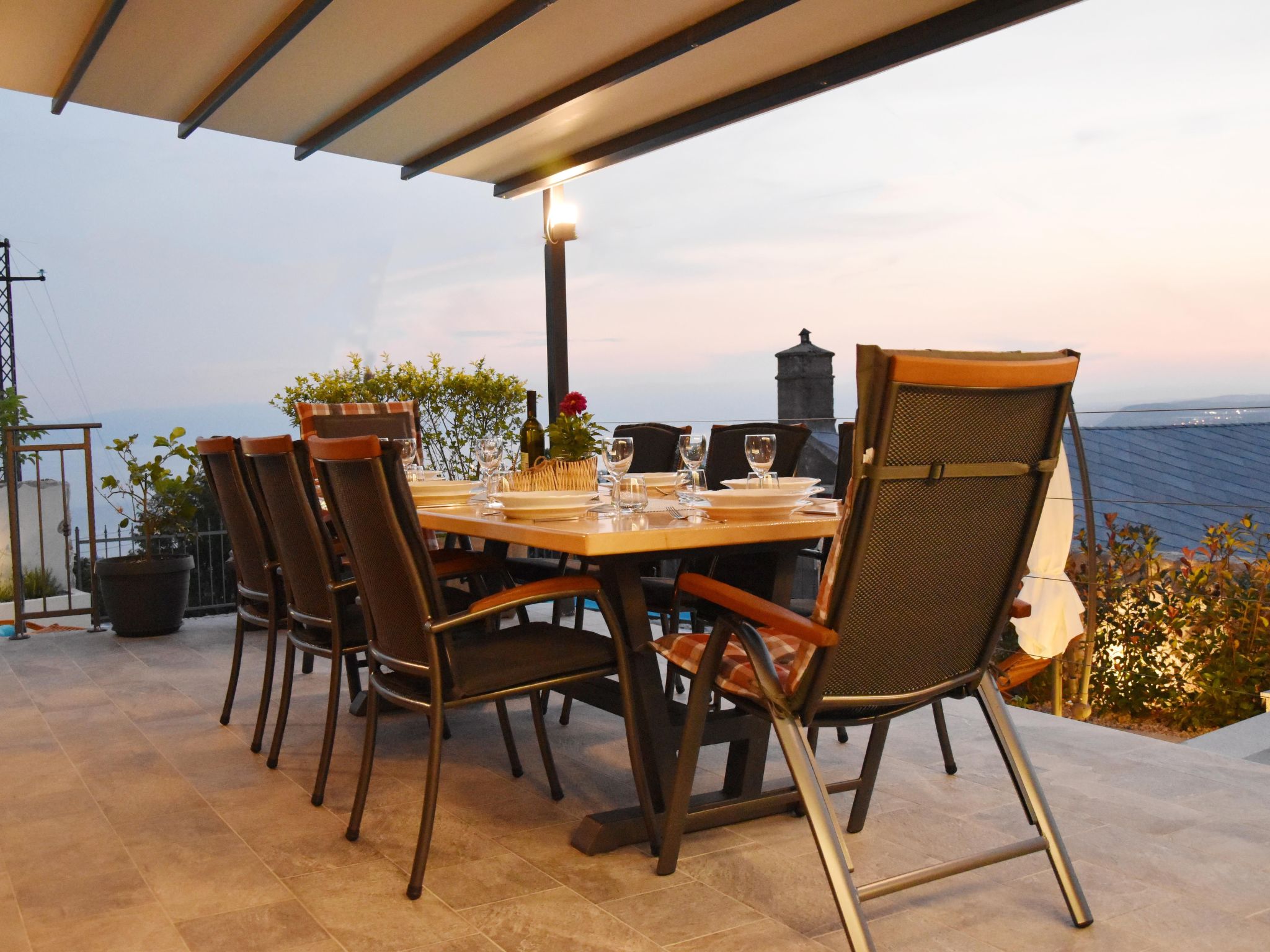 Villa LETICIJA - Luxusvilla mit beheiztem Pool, Sauna, Fitness & Grillplatz in-Binnen